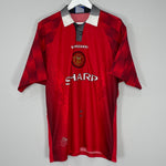 Shop 1996/98 MANCHESTER UNITED CANTONA #7 HOME SHIRT (XL) UMBRO, classic football shirts, vintage football shirts & retro soccer jerseys at Cult Kits