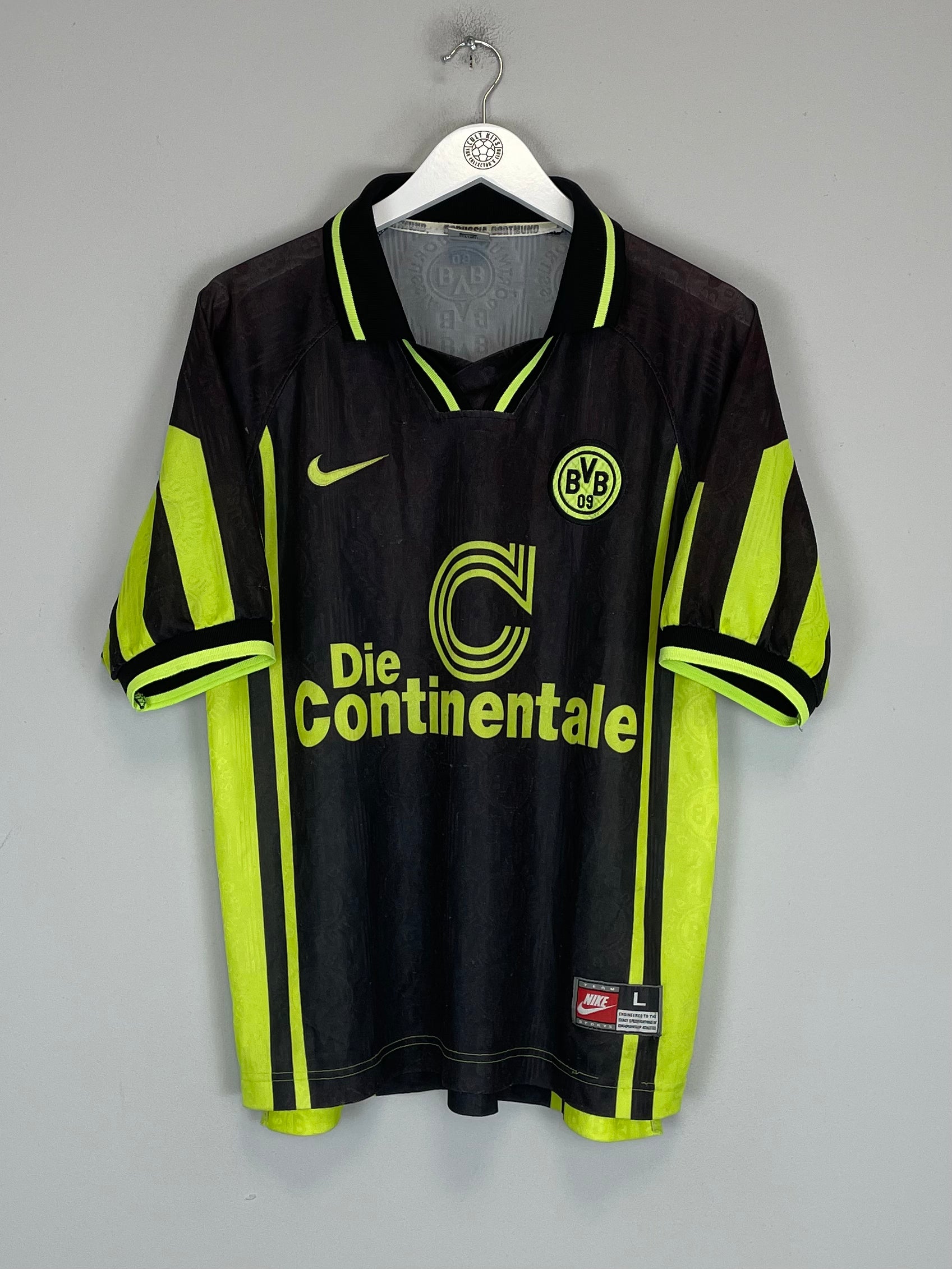 Shop 1996/97 DORTMUND AWAY SHIRT (L) NIKE, classic football shirts, vintage football shirts & retro soccer jerseys at Cult Kits