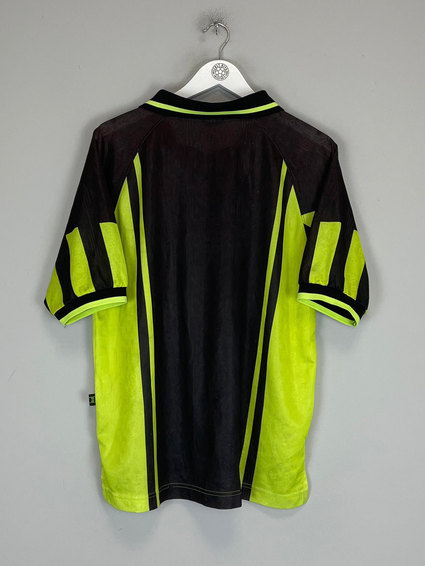 Shop 1996/97 DORTMUND AWAY SHIRT (L) NIKE, classic football shirts, vintage football shirts & retro soccer jerseys at Cult Kits