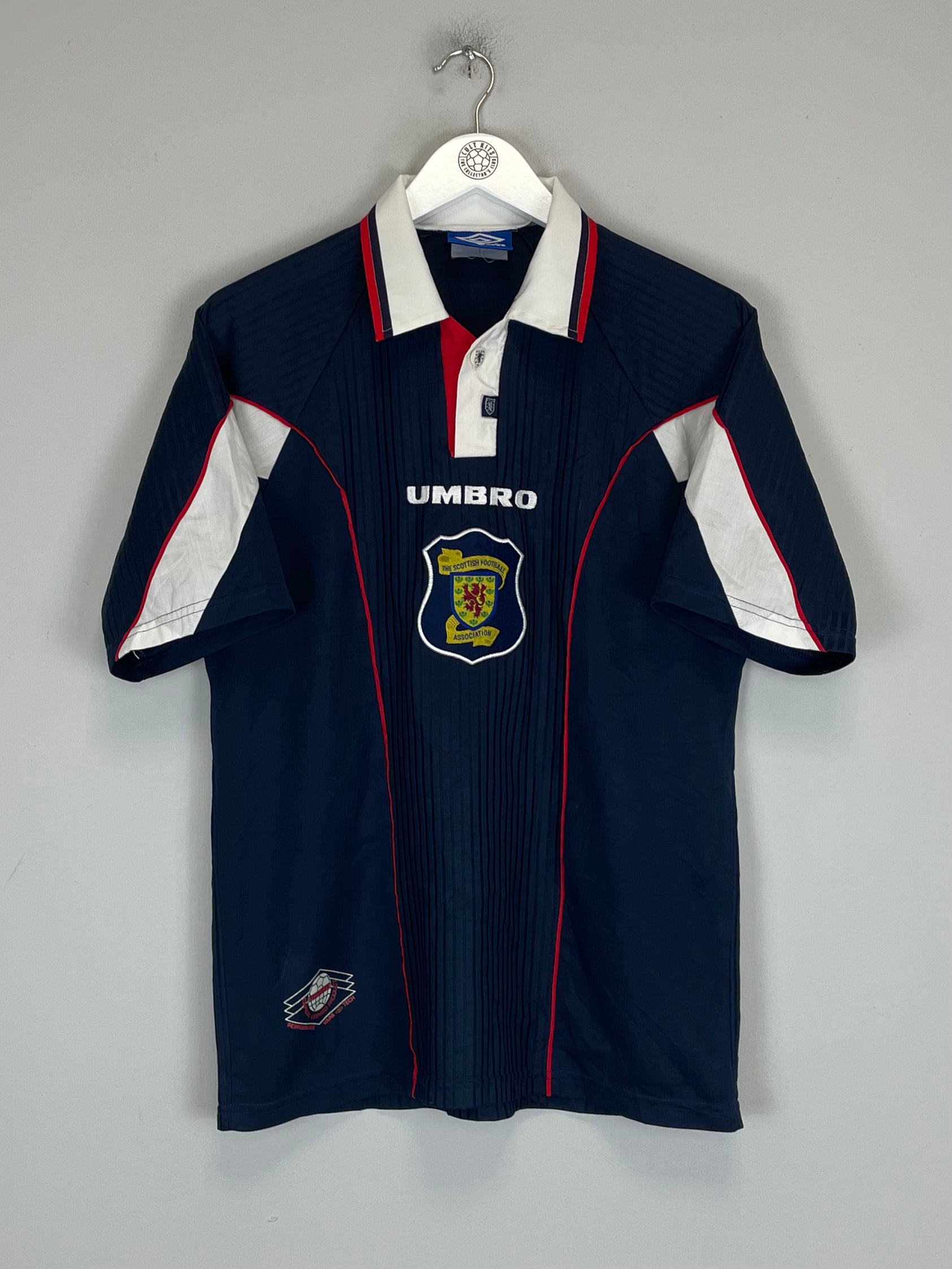 Shop 1996/98 SCOTLAND HOME SHIRT (M) UMBRO, classic football shirts, vintage football shirts & retro soccer jerseys at Cult Kits