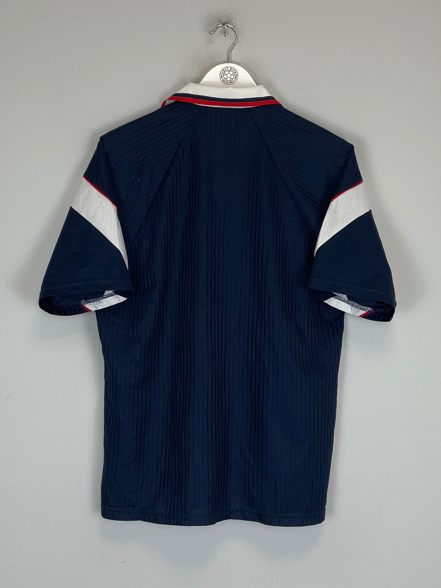 Shop 1996/98 SCOTLAND HOME SHIRT (M) UMBRO, classic football shirts, vintage football shirts & retro soccer jerseys at Cult Kits