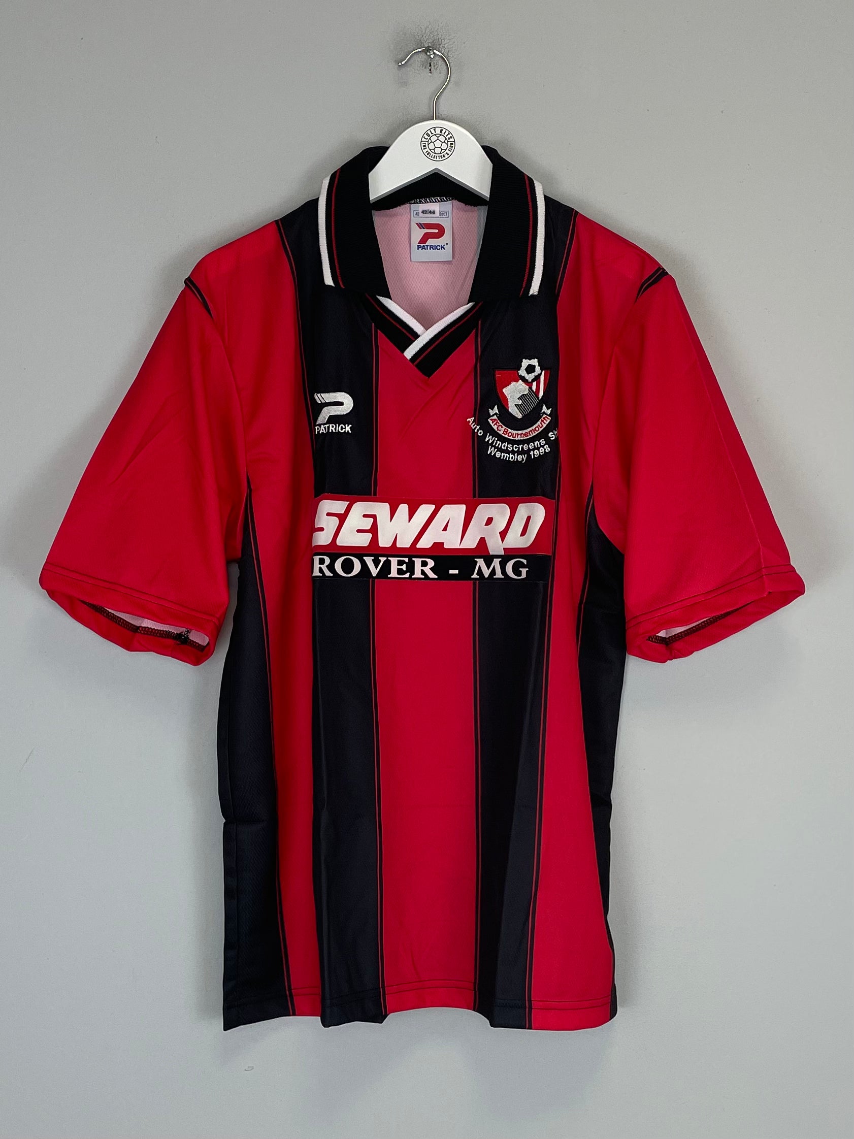 Shop 1998/00 BOURNEMOUTH *WEMBLEY 98* MINT HOME SHIRT (L) PATRICK, classic football shirts, vintage football shirts & retro soccer jerseys at Cult Kits