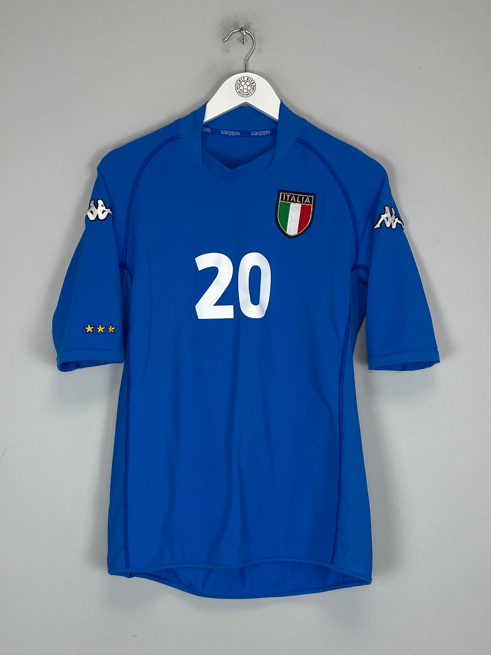 Shop 2002 ITALY TOTTI #10 HOME SHIRT (L) KAPPA, classic football shirts, vintage football shirts & retro soccer jerseys at Cult Kits