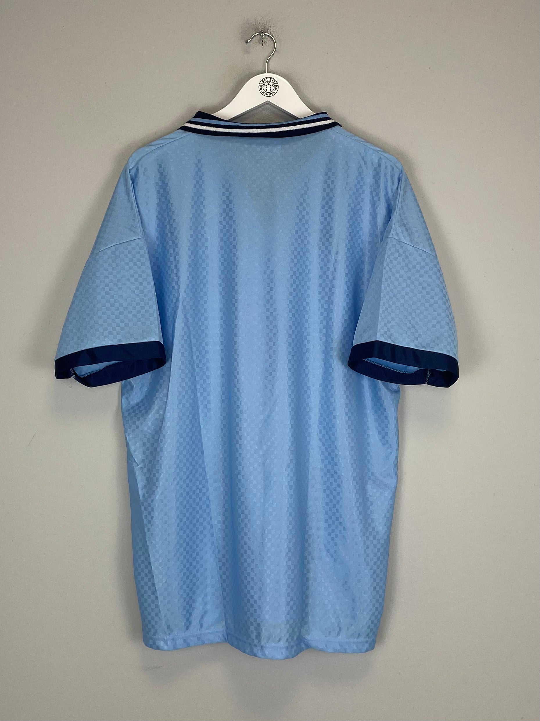Shop 1996/97 LAZIO *MINT* HOME SHIRT (XL) UMBRO, classic football shirts, vintage football shirts & retro soccer jerseys at Cult Kits