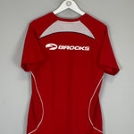Shop 2007/08 CHILE TRAINING SHIRT (M) BROOKS, classic football shirts, vintage football shirts & retro soccer jerseys at Cult Kits