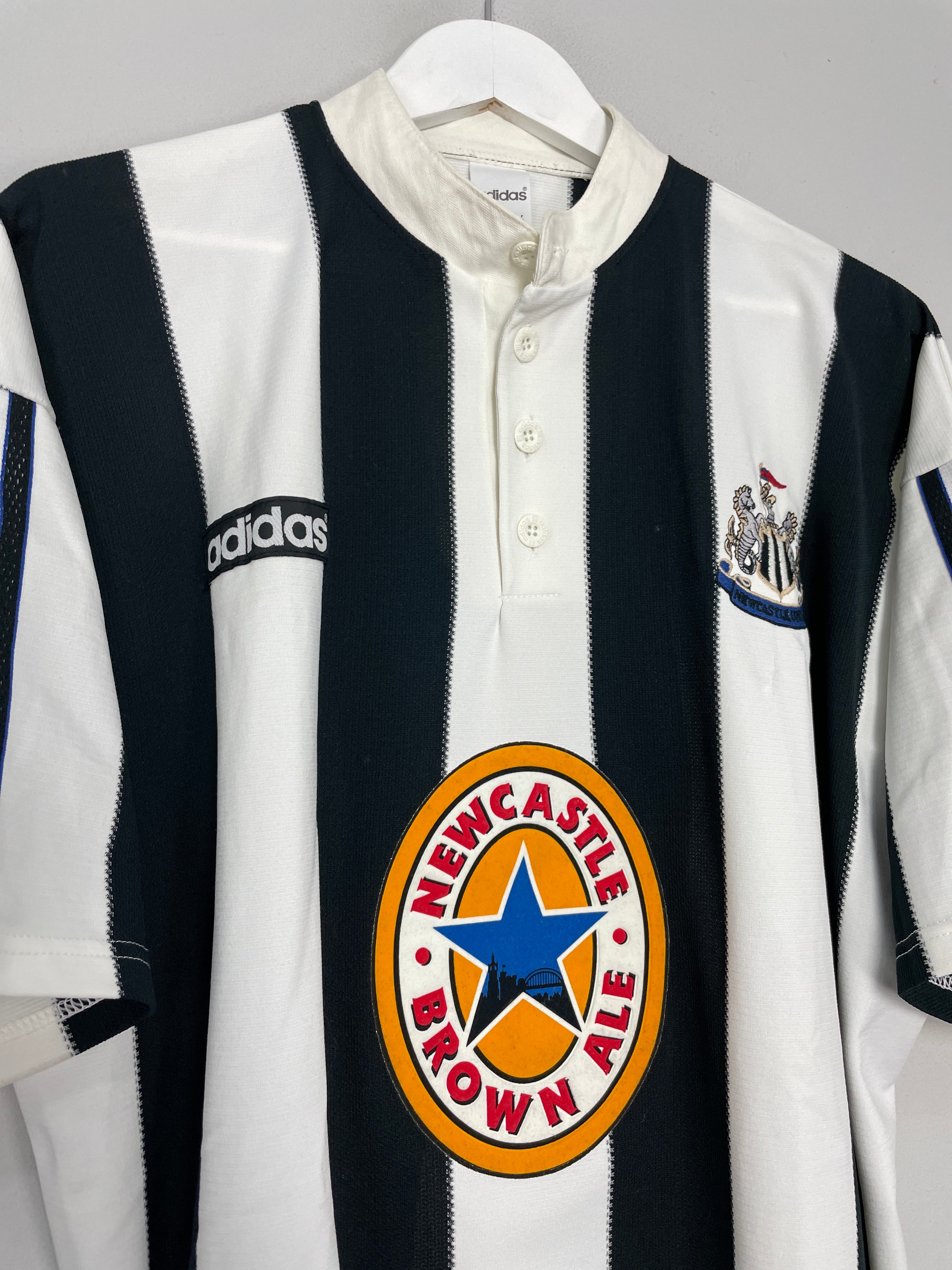Shop 1995/97 NEWCASTLE UNITED HOME SHIRT (XL) ADIDAS, classic football shirts, vintage football shirts & retro soccer jerseys at Cult Kits
