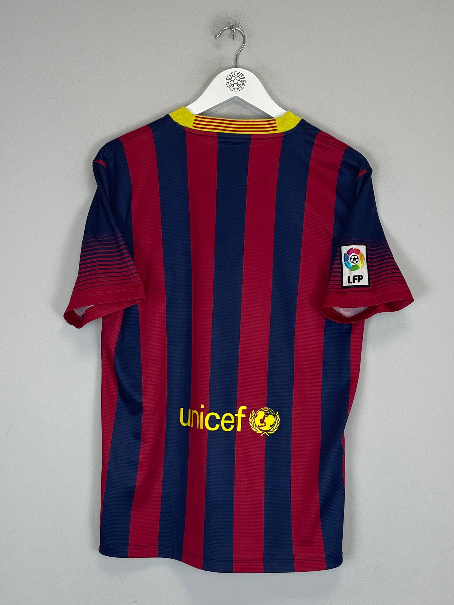 Shop 2013/14 BARCELONA HOME SHIRT (M) NIKE, classic football shirts, vintage football shirts & retro soccer jerseys at Cult Kits