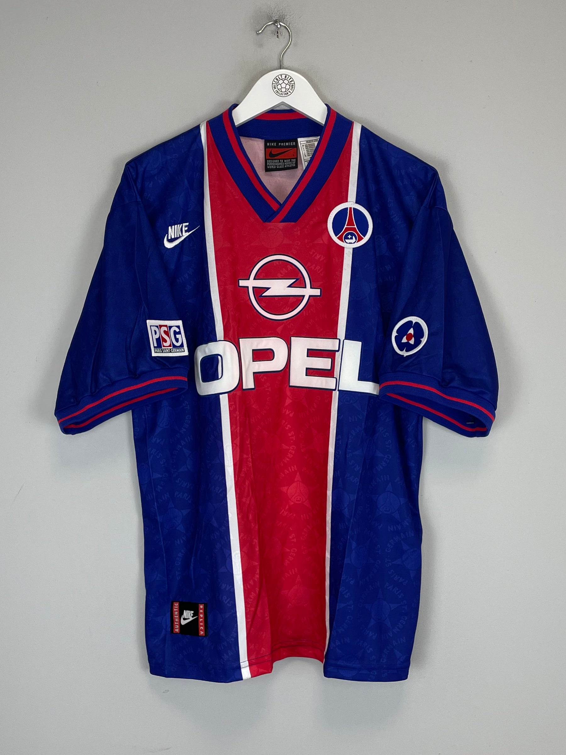 Shop 1995/96 PSG *MINT* HOME SHIRT (L) NIKE, classic football shirts, vintage football shirts & retro soccer jerseys at Cult Kits