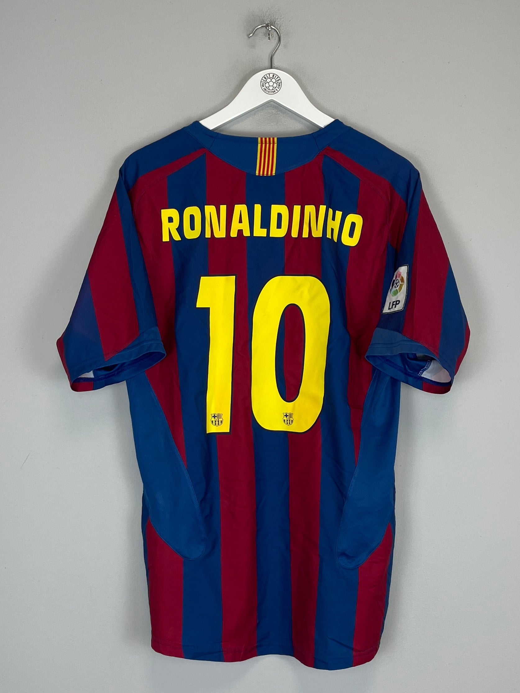 Shop 2005/06 BARCELONA RONALDINHO #10 HOME SHIRT (L) NIKE, classic football shirts, vintage football shirts & retro soccer jerseys at Cult Kits