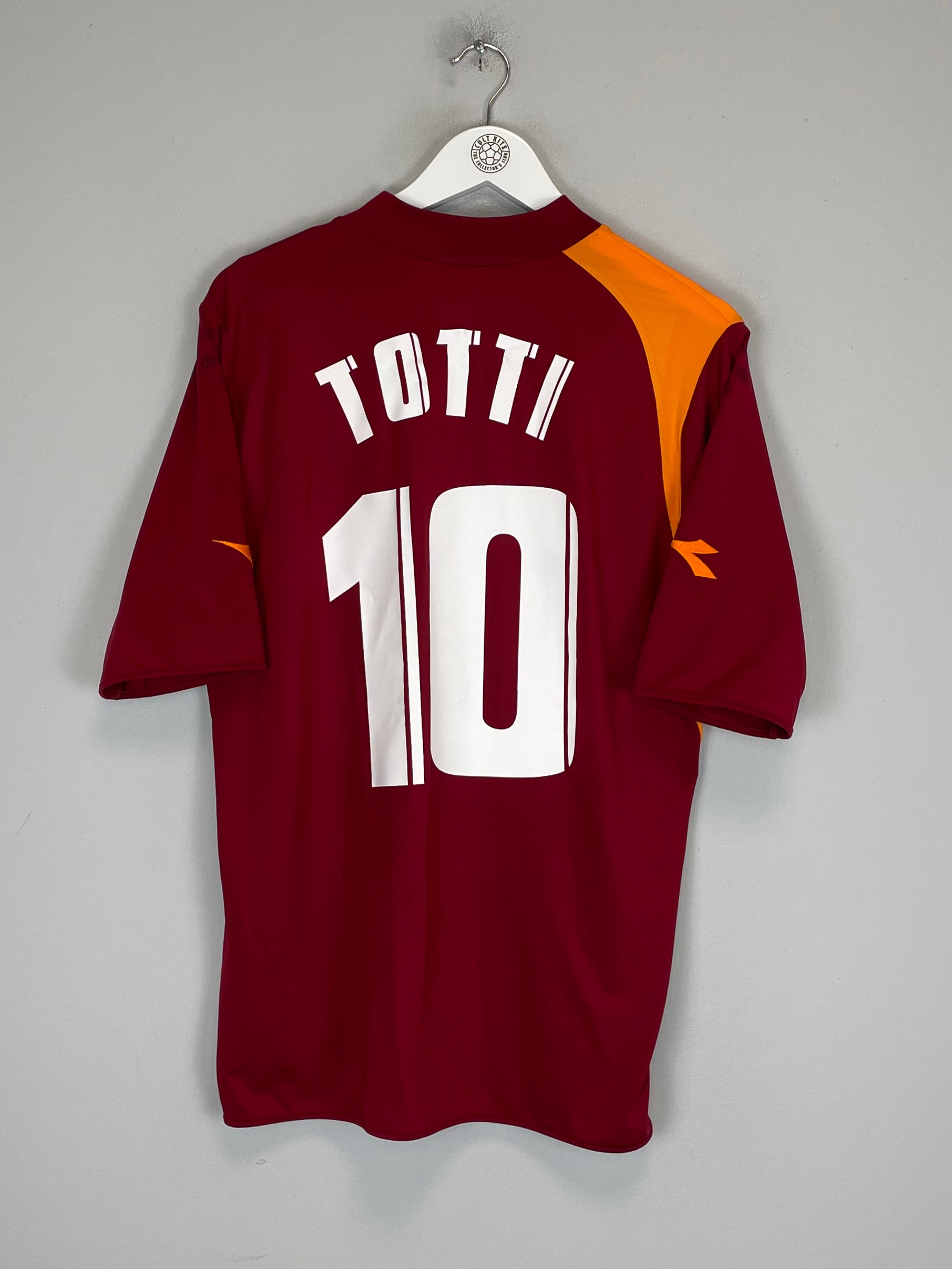 Shop 2005/06 ROMA TOTTI #10 HOME SHIRT (XL) DIADORA, classic football shirts, vintage football shirts & retro soccer jerseys at Cult Kits
