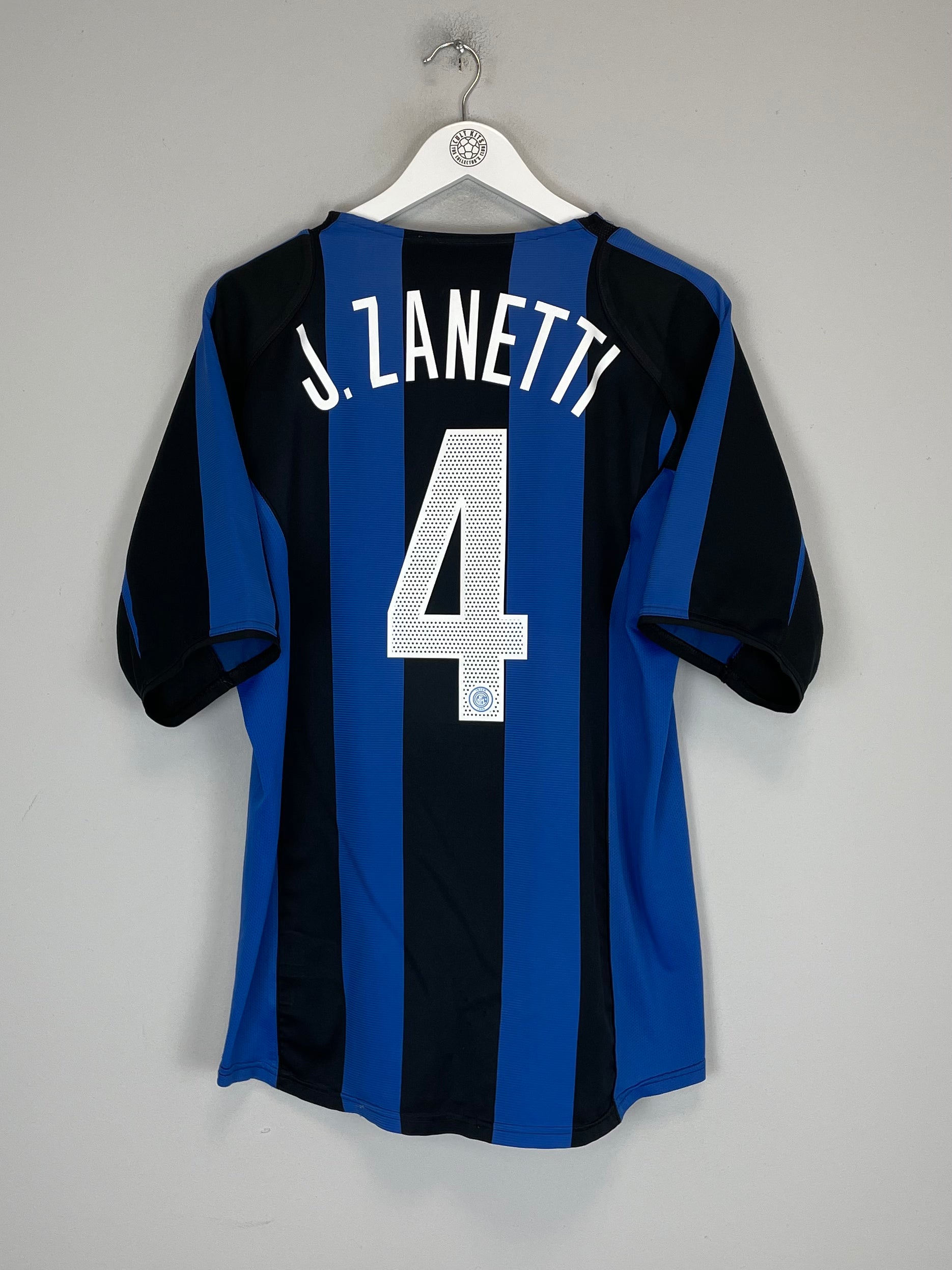 Shop 2005/06 INTER MILAN J.ZANETTI #4 *CHINESE NEW YEAR* HOME SHIRT (M) NIKE, classic football shirts, vintage football shirts & retro soccer jerseys at Cult Kits