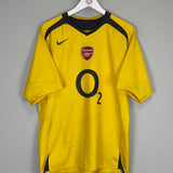 Shop 2005/06 ARSENAL HENRY #14 AWAY SHIRT (L) NIKE, classic football shirts, vintage football shirts & retro soccer jerseys at Cult Kits