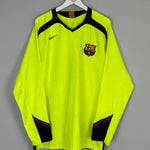 Shop 2005/06 BARCELONA RONALDINHO #10 L/S AWAY SHIRT (XL) NIKE, classic football shirts, vintage football shirts & retro soccer jerseys at Cult Kits