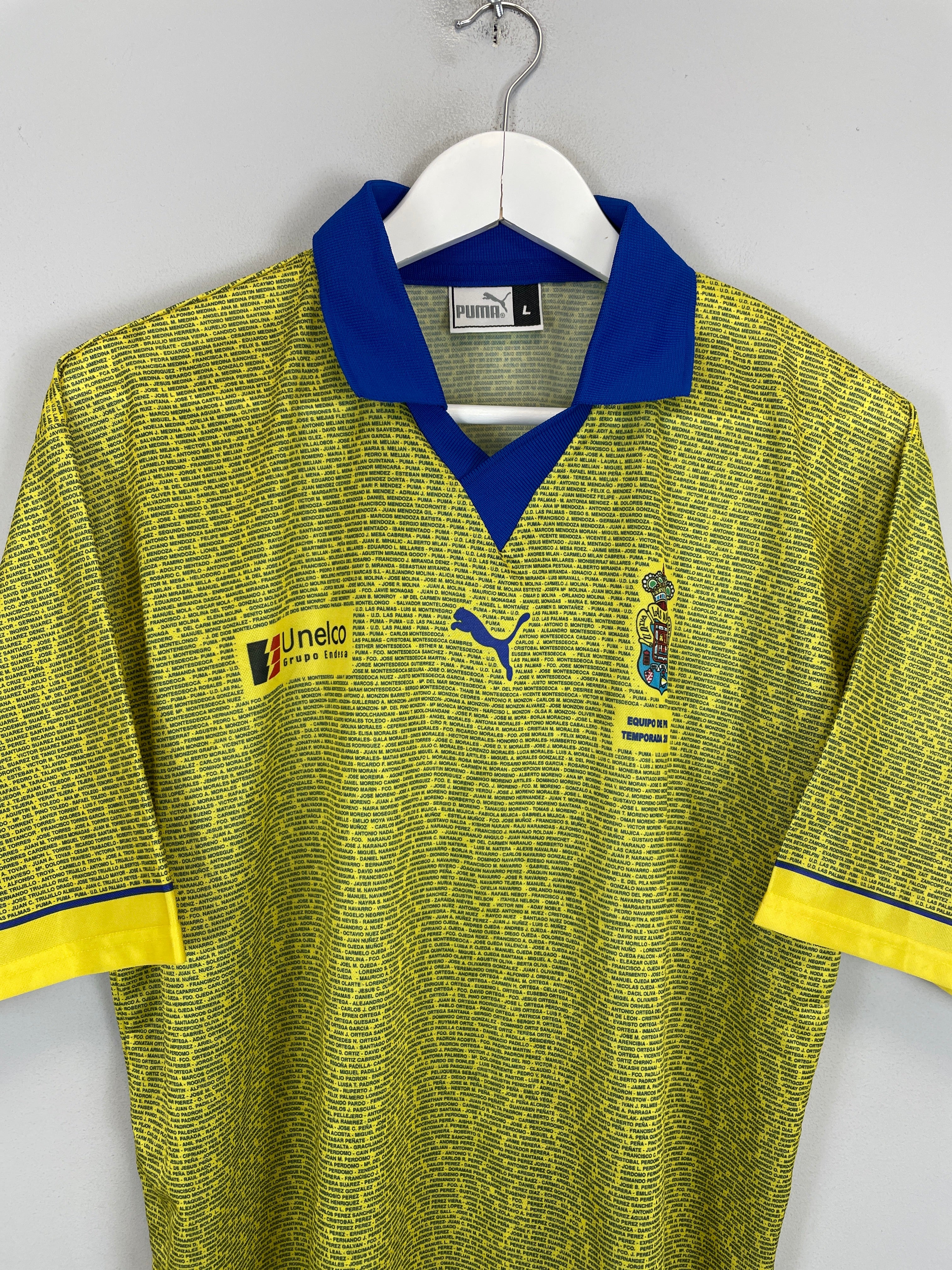 Shop 2000/01 LAS PALMAS *SPECIAL EDITION* SHIRT (L) PUMA, classic football shirts, vintage football shirts & retro soccer jerseys at Cult Kits
