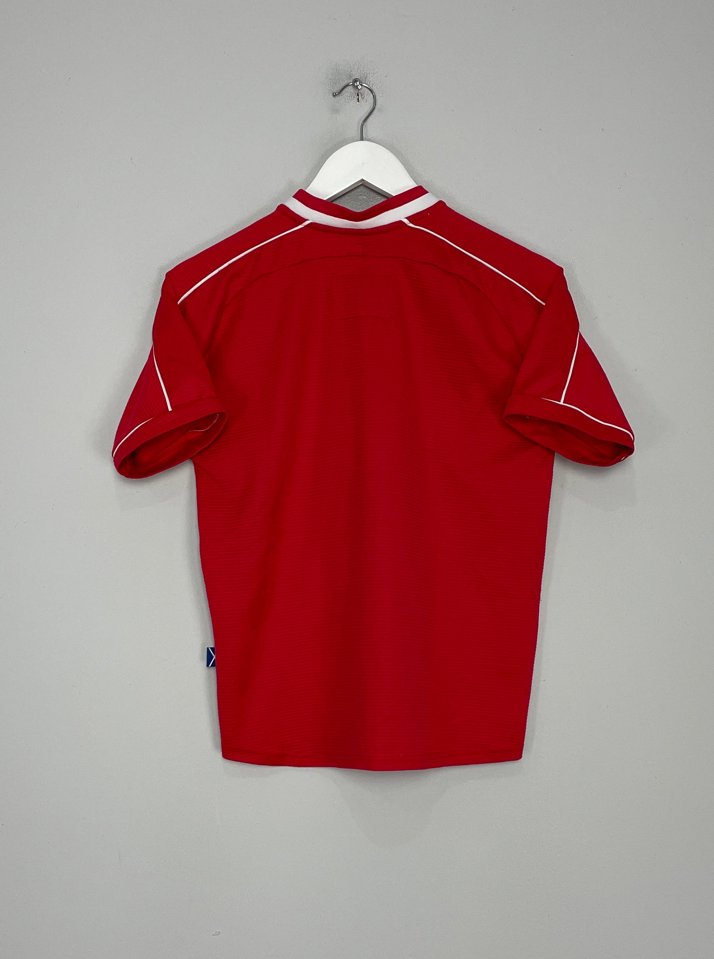 Shop 2002/04 ABERDEEN HOME SHIRT (M.KIDS) LE COQ, classic football shirts, vintage football shirts & retro soccer jerseys at Cult Kits