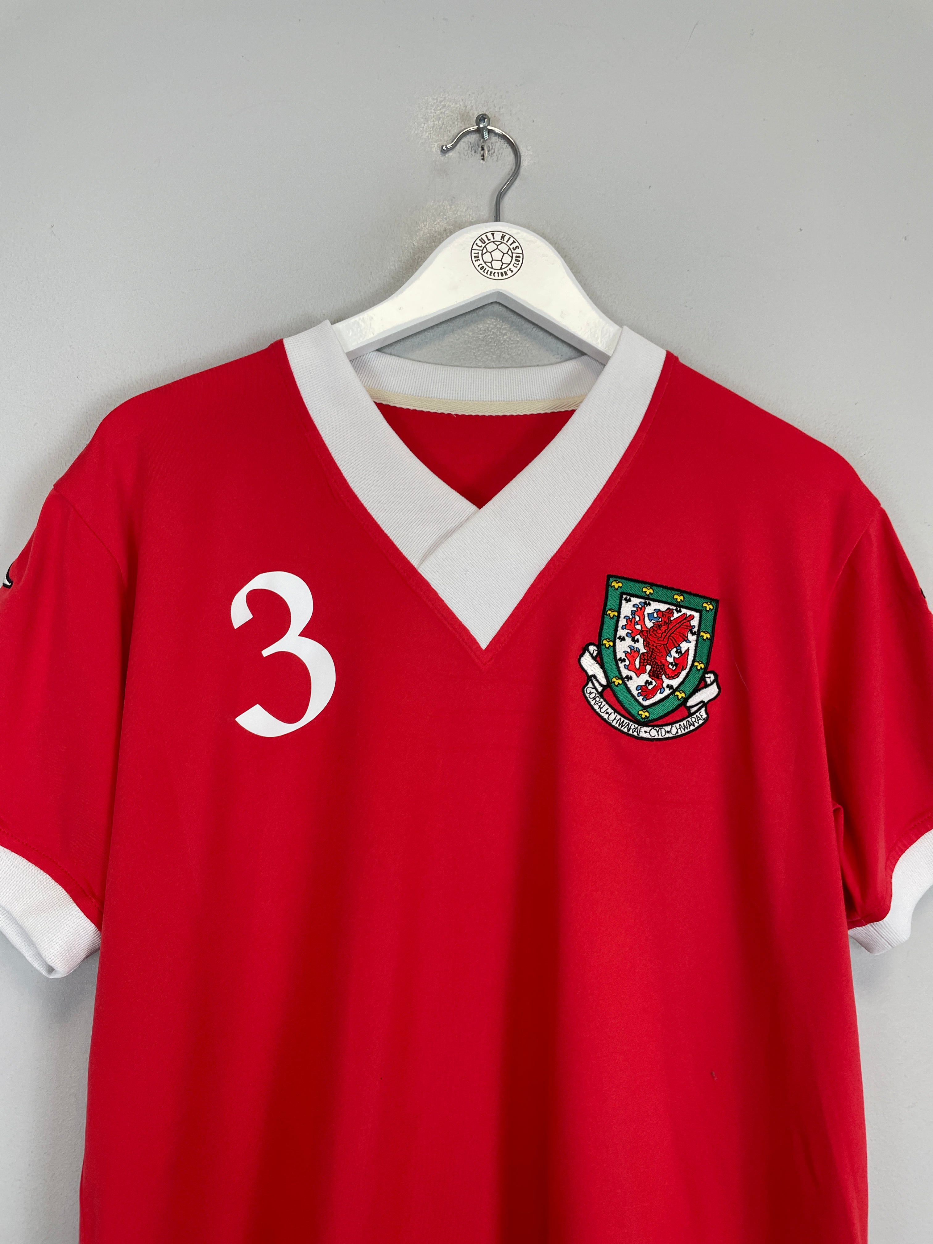 Shop 2006/07 WALES BALE #3 HOME SHIRT (XL) KAPPA, classic football shirts, vintage football shirts & retro soccer jerseys at Cult Kits