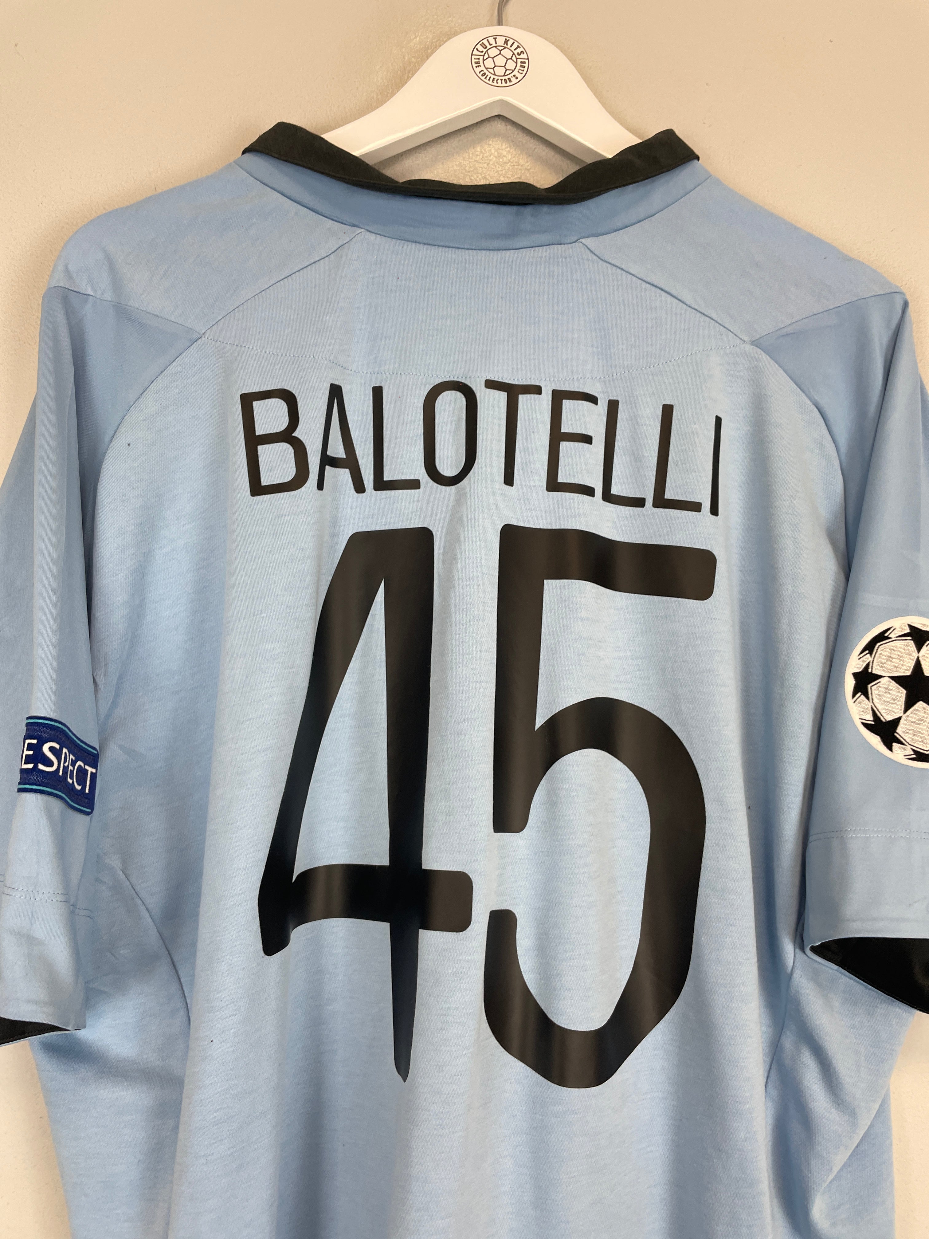 Shop 2012/13 MANCHESTER CITY BALOTELLI #45 C/L HOME SHIRT (XXL) UMBRO, classic football shirts, vintage football shirts & retro soccer jerseys at Cult Kits