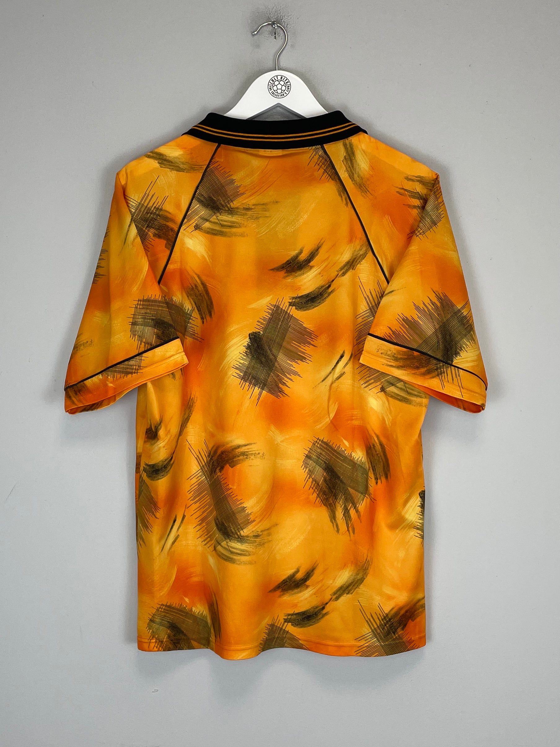 Shop 1992/93 WOLVES HOME SHIRT (L) MOLINEUX, classic football shirts, vintage football shirts & retro soccer jerseys at Cult Kits