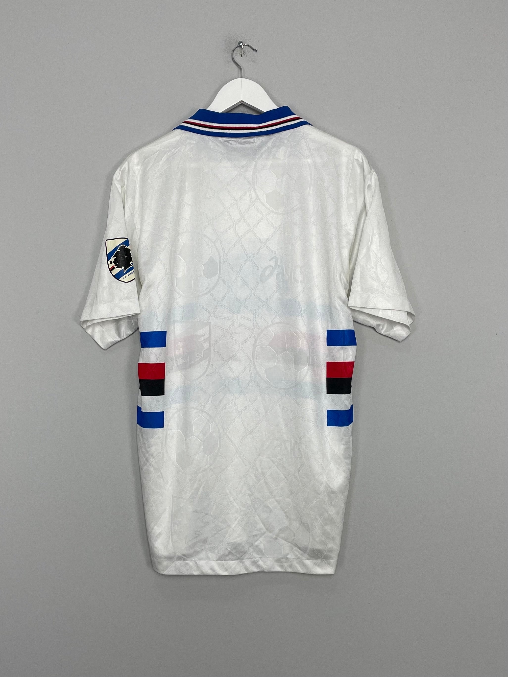 Shop 1994/95 SAMPDORIA AWAY SHIRT (L) ASICS, classic football shirts, vintage football shirts & retro soccer jerseys at Cult Kits