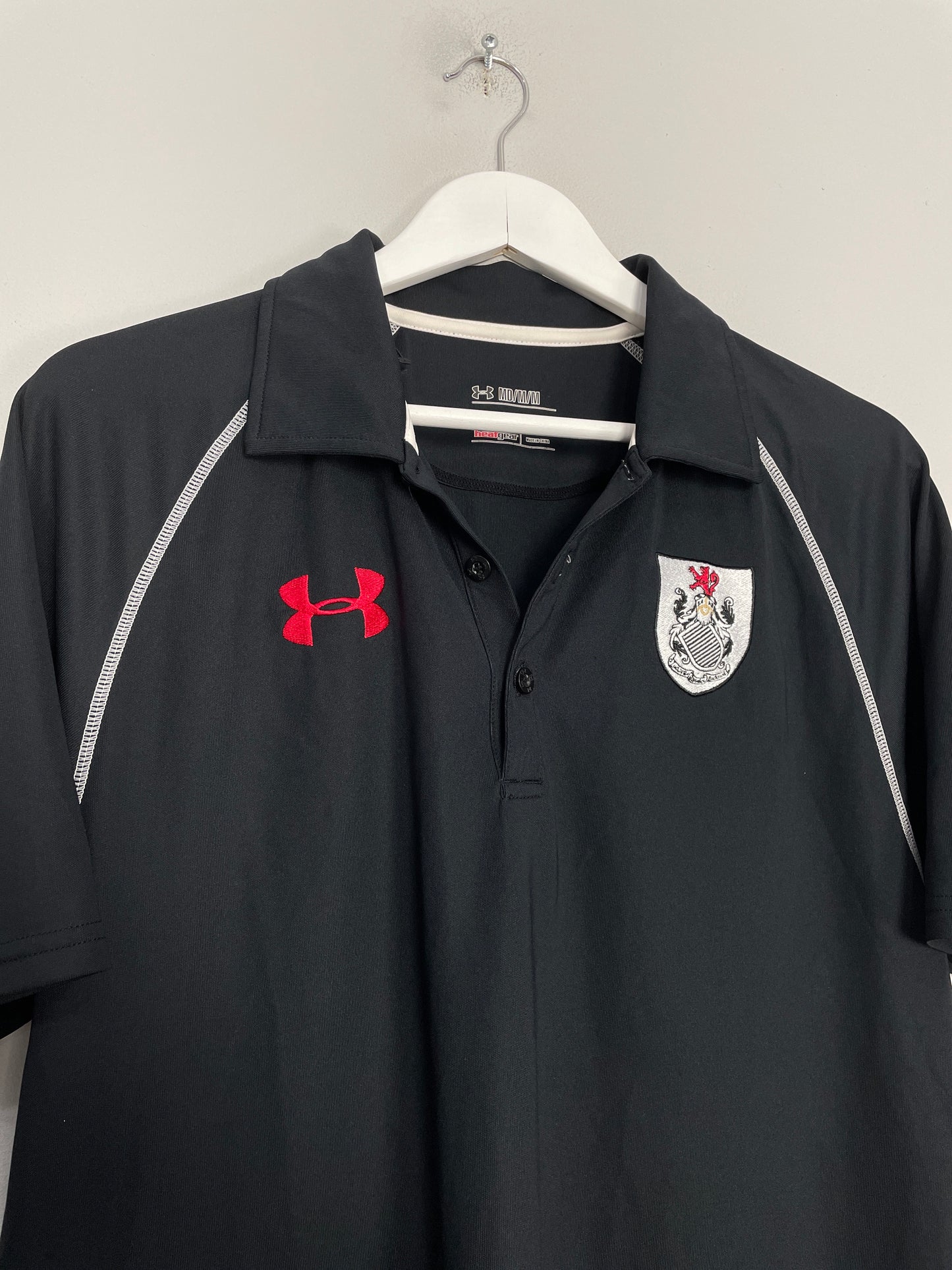 2018/19 QUEENS PARK POLO SHIRT (M) UNDER ARMOUR