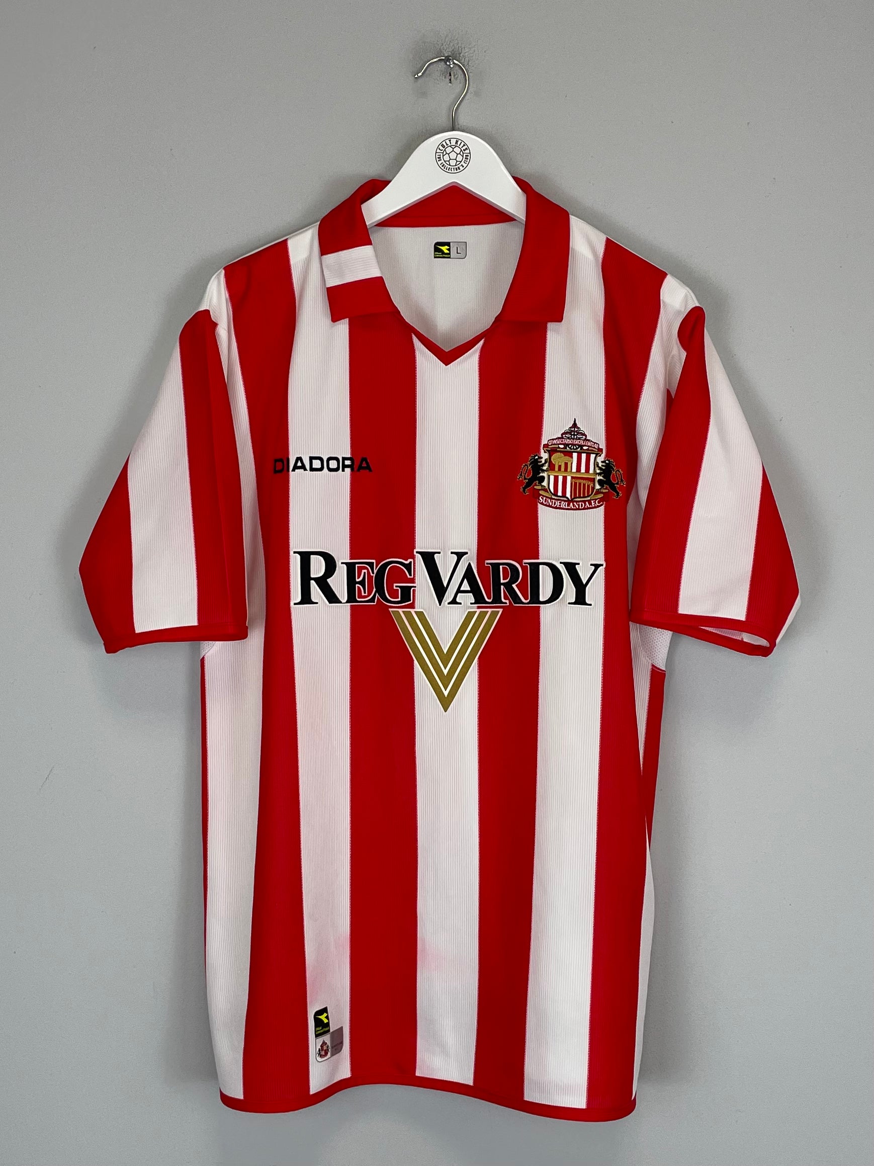 Sunderland Home Maillot de foot 2002 - 2004. Sponsored by Reg Vardy Sunderland Home Maillot de foot 2002 - 2004. Sponsored by Reg Vardy