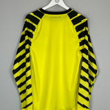 Shop 2010/11 BARCELONA GK SHIRT (M) NIKE, classic football shirts, vintage football shirts & retro soccer jerseys at Cult Kits