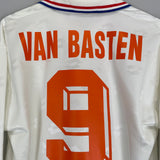 1992/94 NETHERLANDS VAN BASTEN #9 L/S AWAY SHIRT (L) LOTTO
