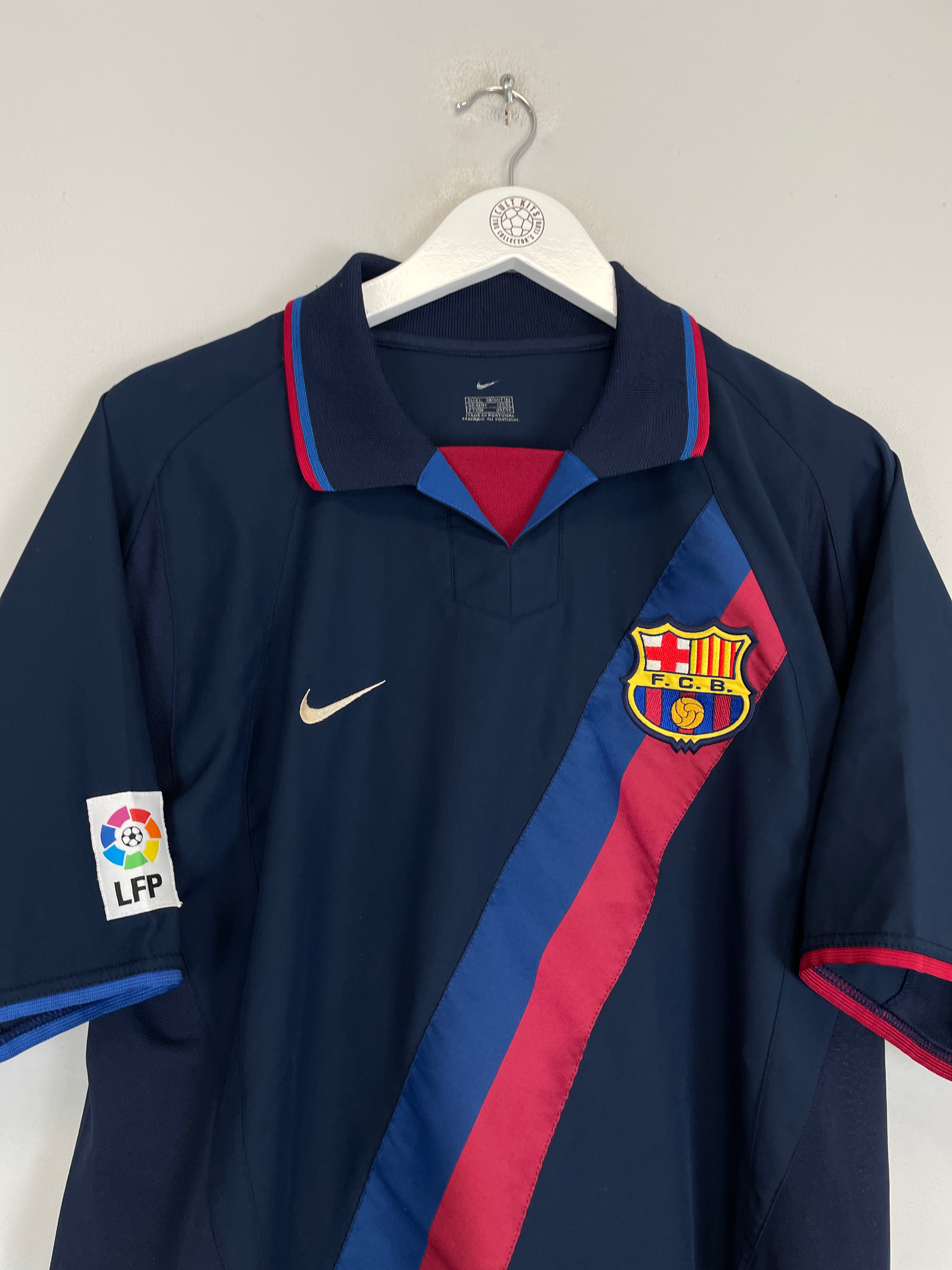 Shop 2002/03 BARCELONA RONALDINHO #10 AWAY SHIRT (L) NIKE, classic football shirts, vintage football shirts & retro soccer jerseys at Cult Kits