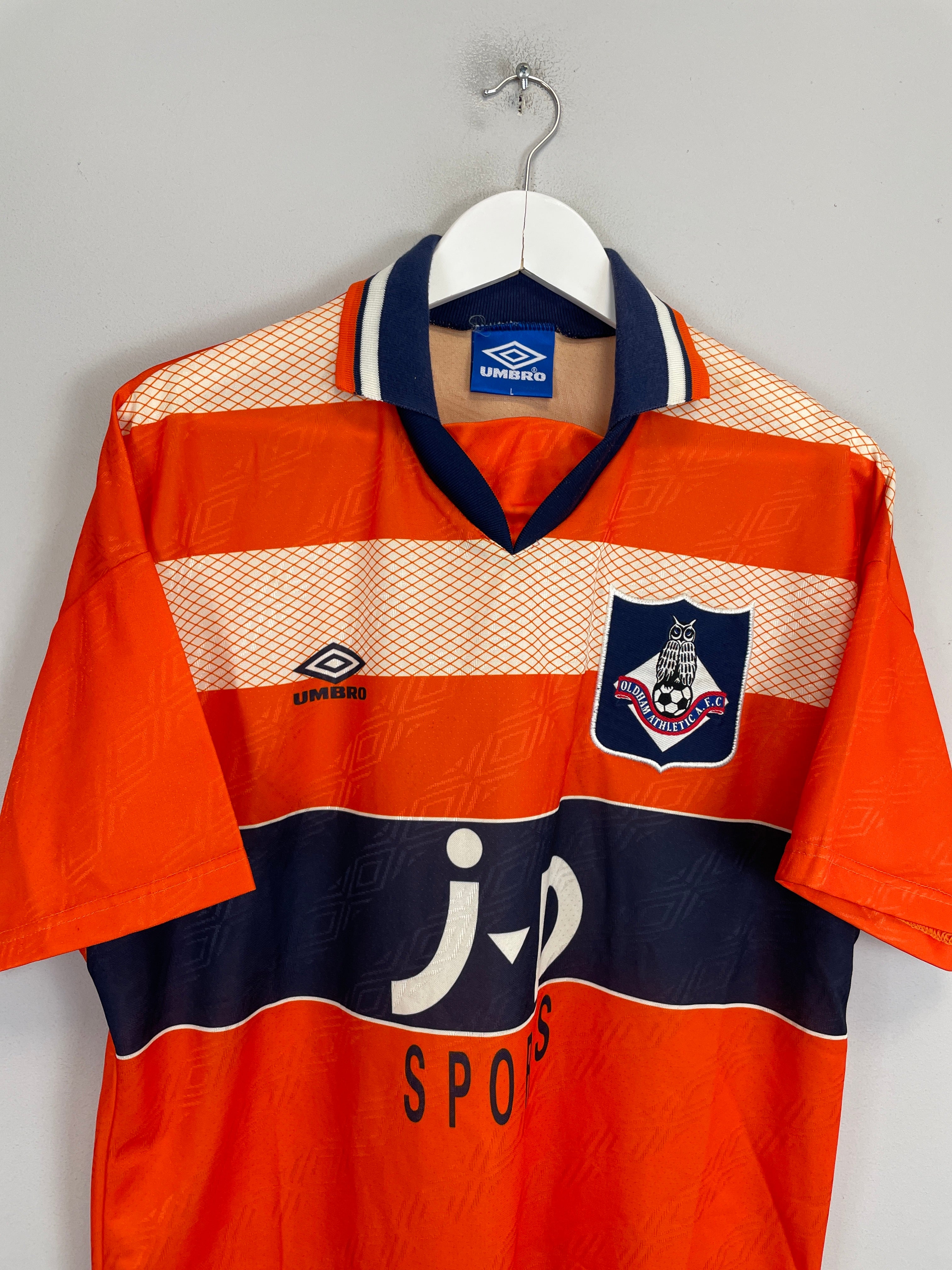 Shop 1994/96 OLDHAM ATHLETIC AWAY SHIRT (L) UMBRO, classic football shirts, vintage football shirts & retro soccer jerseys at Cult Kits