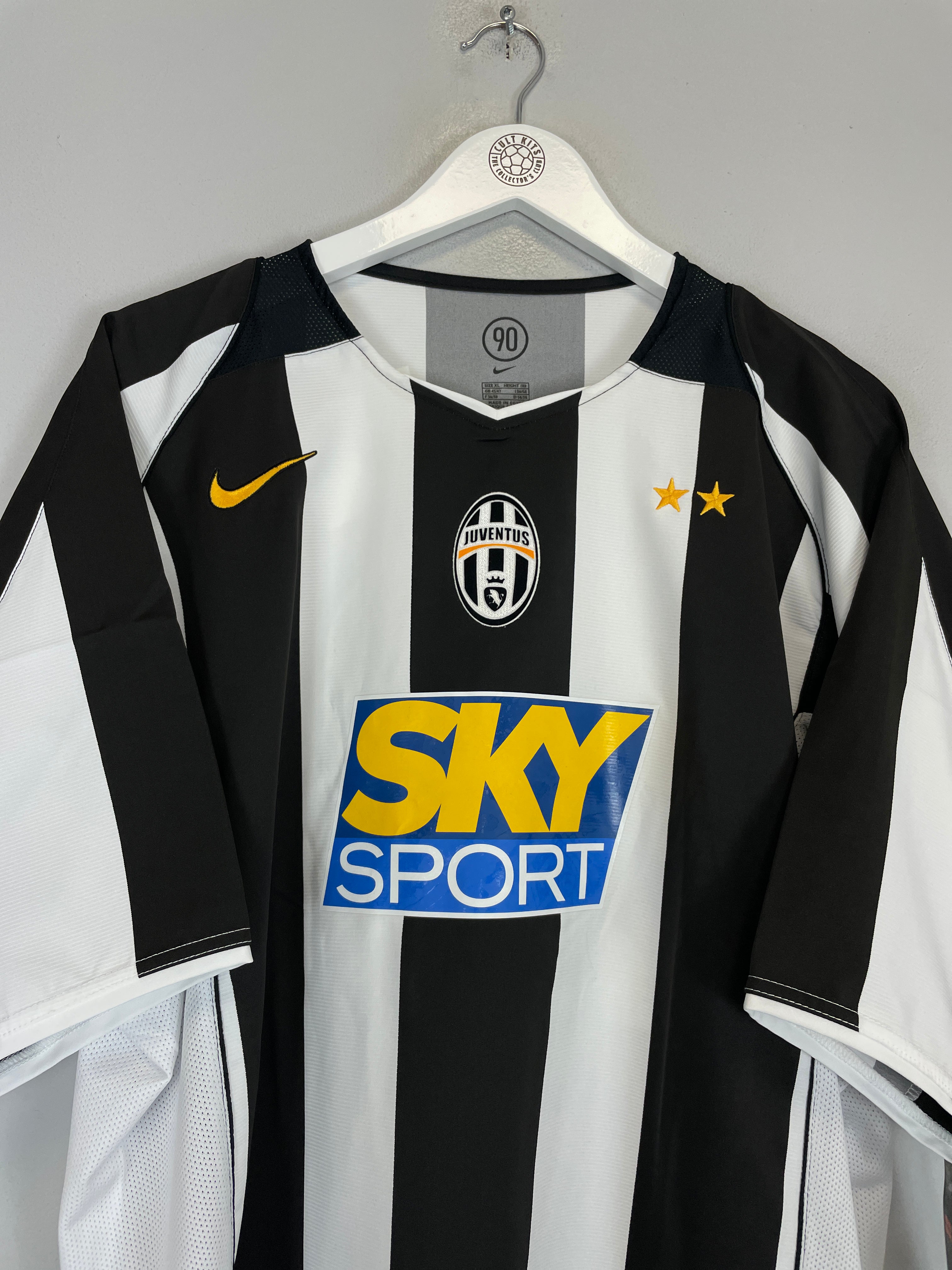 Shop 2004/05 JUVENTUS DEL PIERO #10 *BNWT* HOME SHIRT (XL) NIKE, classic football shirts, vintage football shirts & retro soccer jerseys at Cult Kits