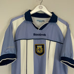 Shop 2000/01 ARGENTINA HOME SHIRT (M) REEBOK, classic football shirts, vintage football shirts & retro soccer jerseys at Cult Kits