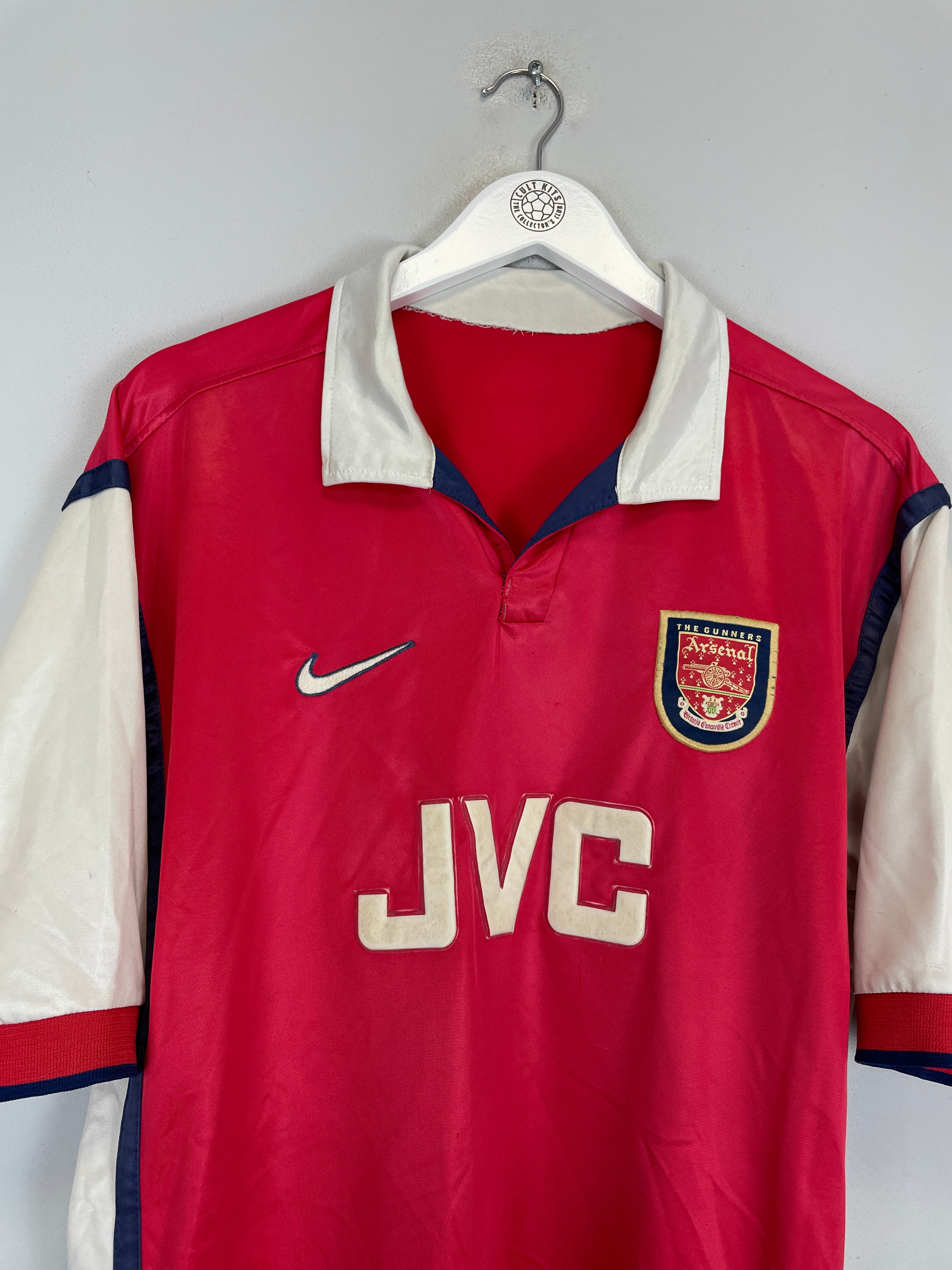 Shop 1998/99 ARSENAL HOME SHIRT (L) NIKE, classic football shirts, vintage football shirts & retro soccer jerseys at Cult Kits