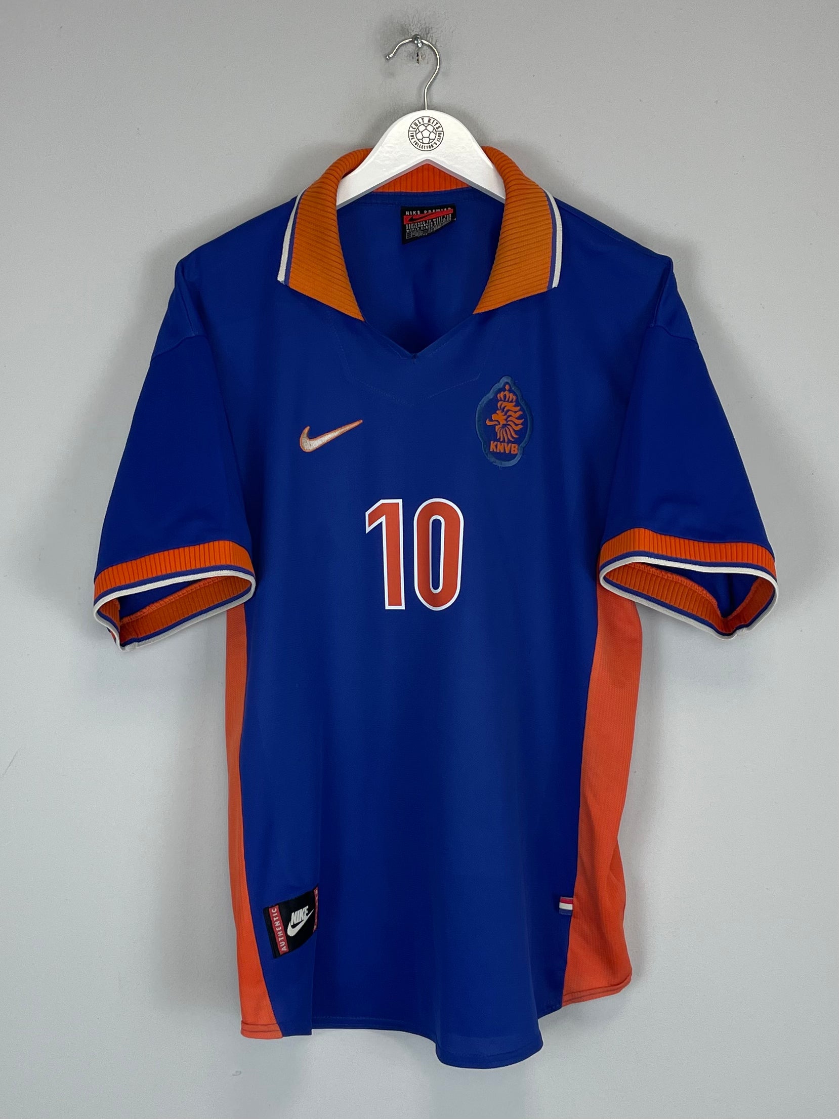 Shop 1997/98 NETHERLANDS SEEDORF #10 AWAY SHIRT (XL) NIKE, classic football shirts, vintage football shirts & retro soccer jerseys at Cult Kits