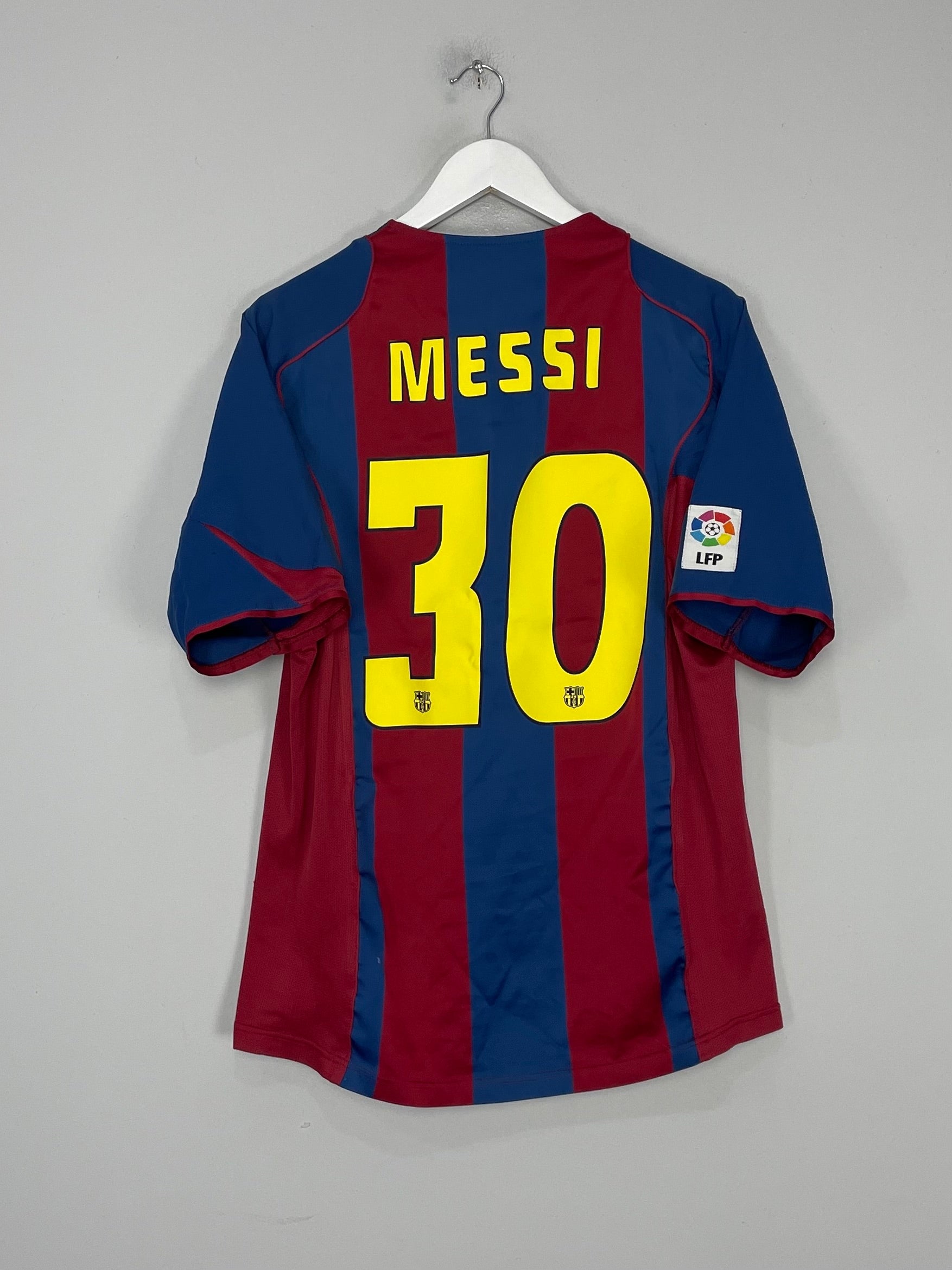 Shop 2004/05 BARCELONA MESSI #30 HOME SHIRT (M) NIKE, classic football shirts, vintage football shirts & retro soccer jerseys at Cult Kits