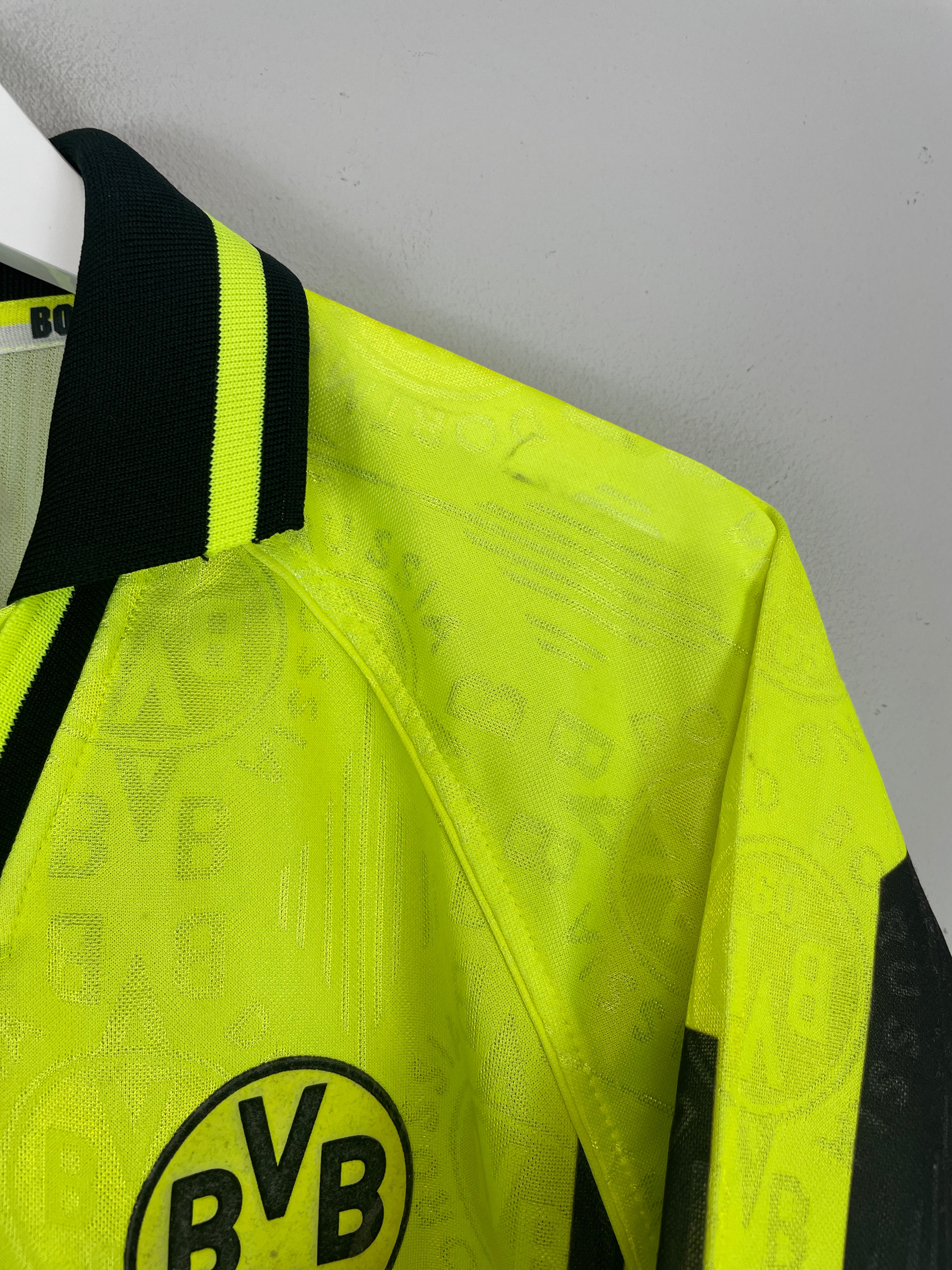 Shop 1996/97 DORTMUND HOME SHIRT (XL) NIKE, classic football shirts, vintage football shirts & retro soccer jerseys at Cult Kits