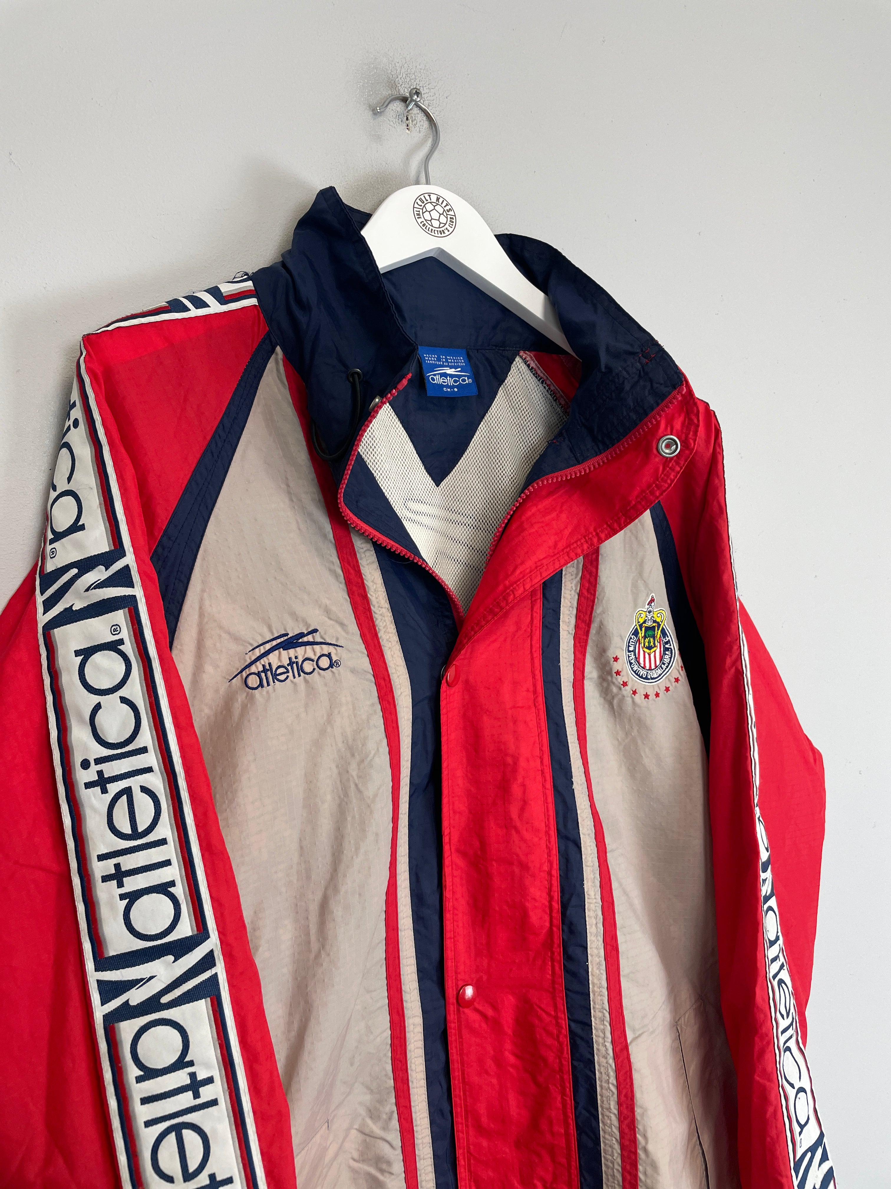 Shop 1999/00 CHIVAS GUADALAJARA TRAINING JACKET (M) ATLETICA, classic football shirts, vintage football shirts & retro soccer jerseys at Cult Kits