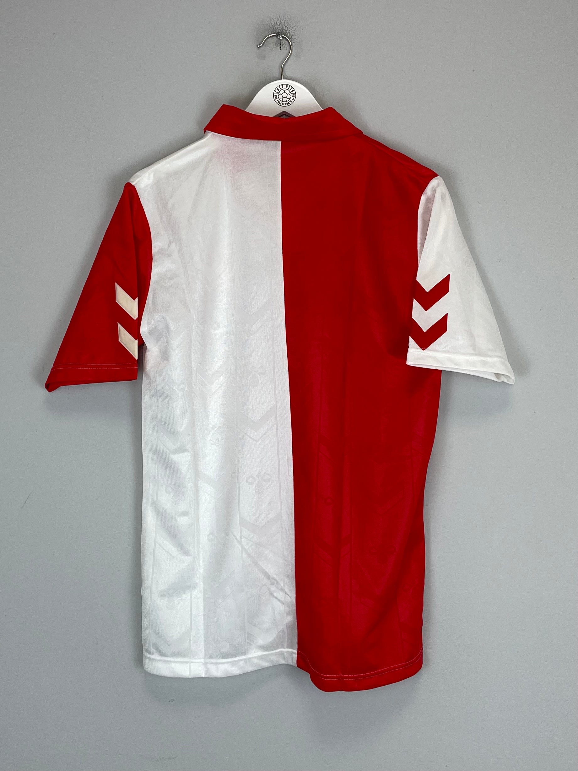Shop 1989/90 FEYENOORD *MINT* HOME SHIRT (L) HUMMEL, classic football shirts, vintage football shirts & retro soccer jerseys at Cult Kits