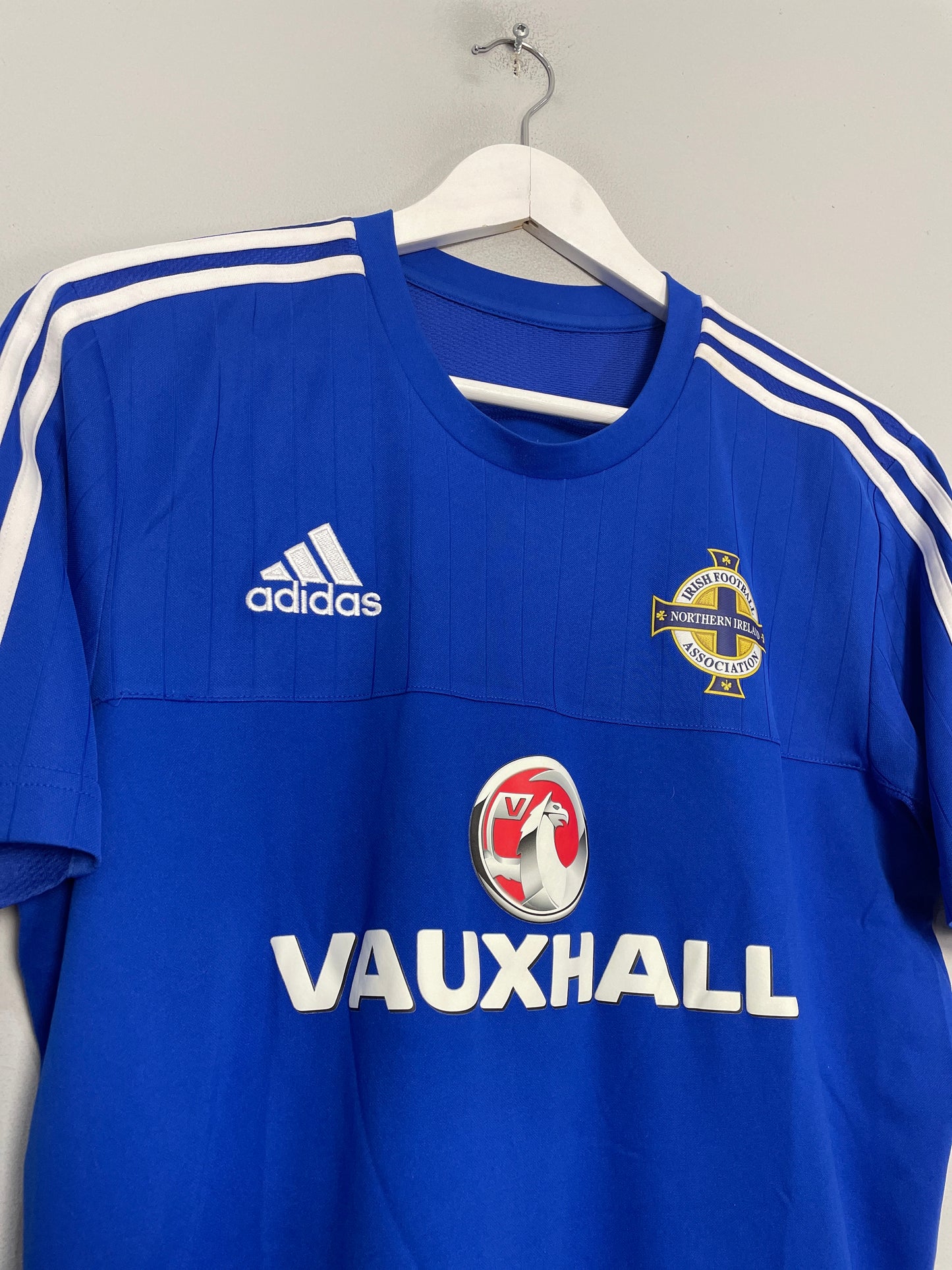 2016/18 NORTHERN IRELAND TRAINING SHIRT (M) ADIDAS