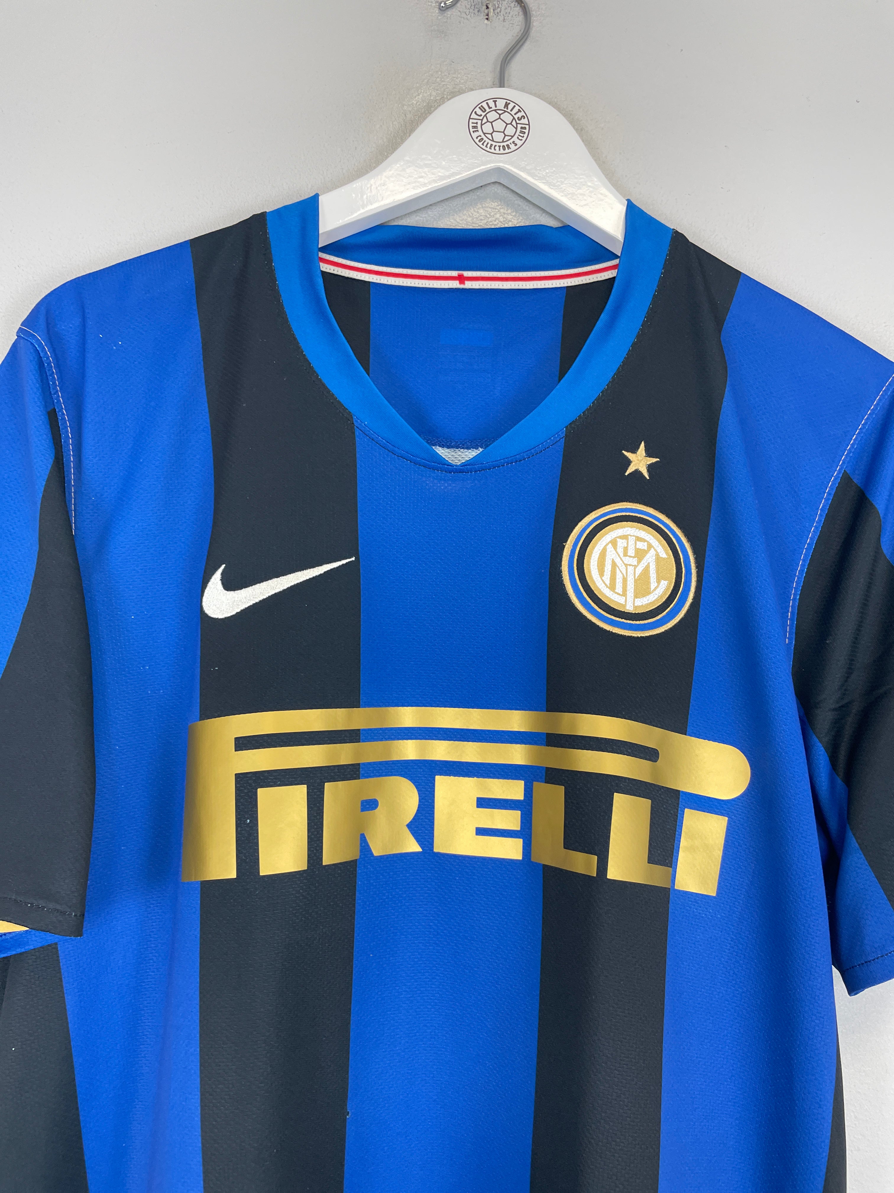 Shop 2008/09 INTER MILAN FIGO #7 HOME SHIRT (L) NIKE, classic football shirts, vintage football shirts & retro soccer jerseys at Cult Kits