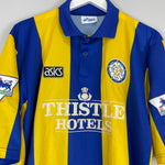 Shop 1993/94 LEEDS UNITED AWAY SHIRT (XL) ASICS, classic football shirts, vintage football shirts & retro soccer jerseys at Cult Kits
