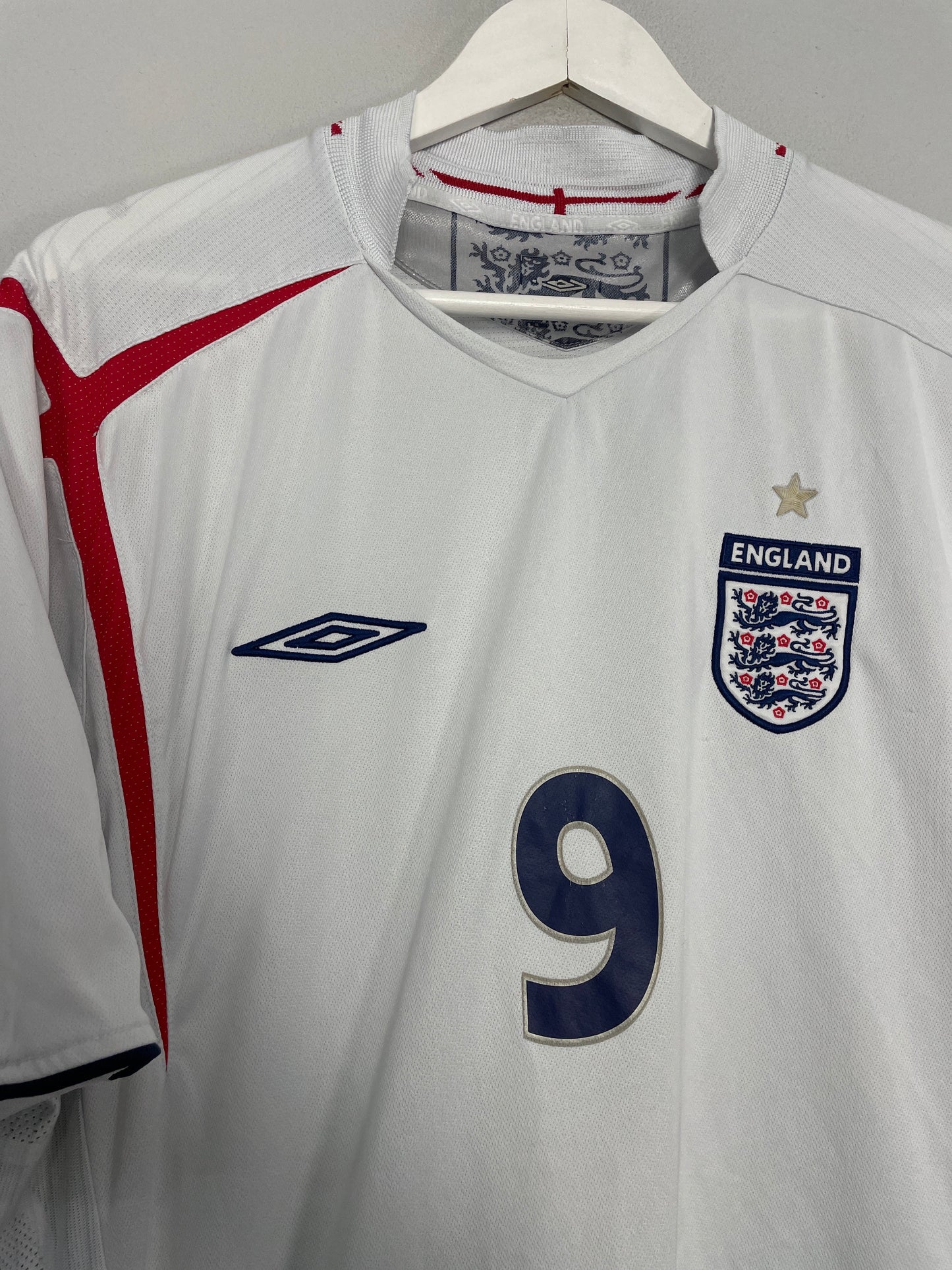 2005/07 ENGLAND ROONEY #9 HOME SHIRT (XXL) UMBRO