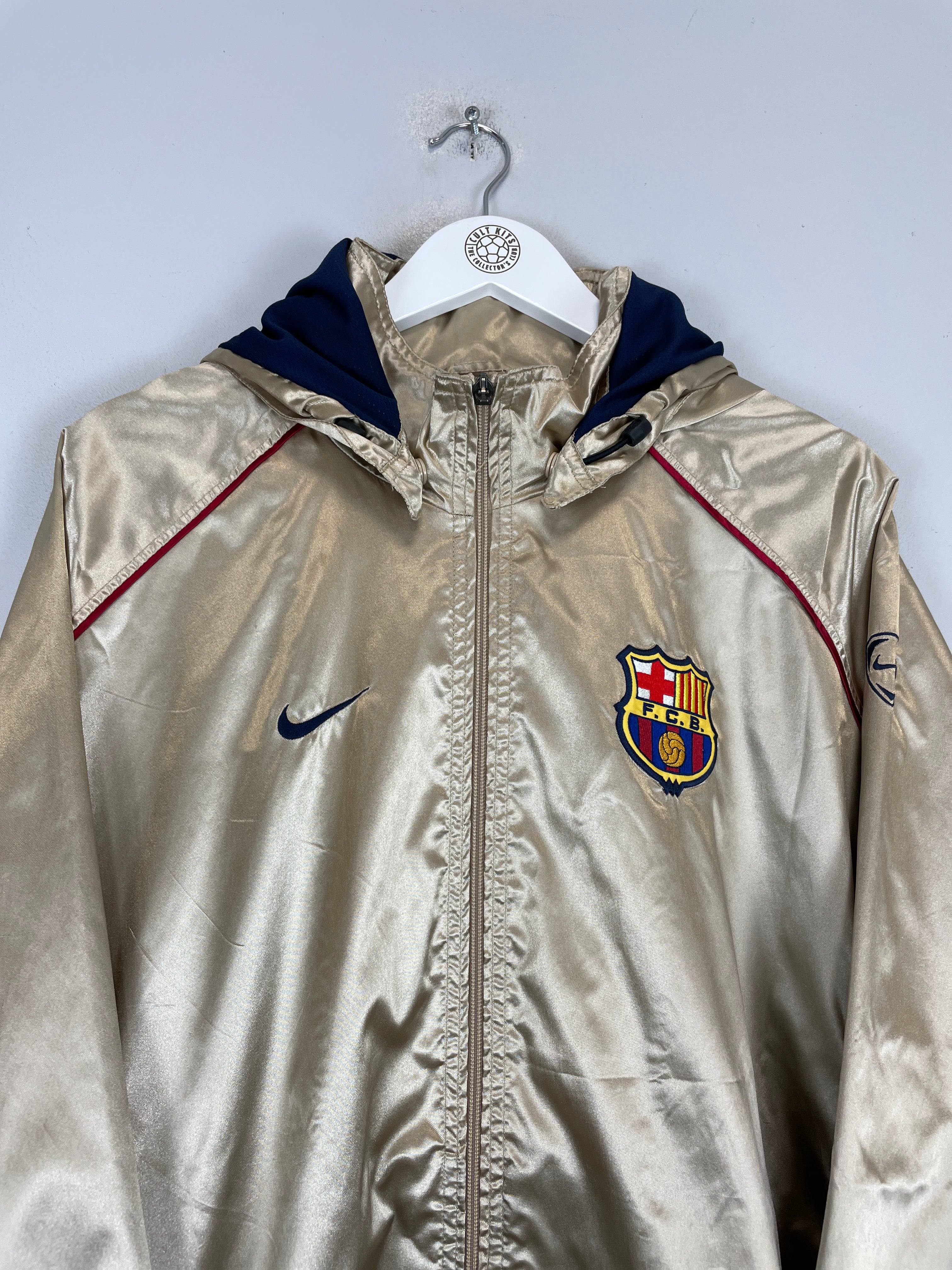 Shop 2001/02 BARCELONA TRACK JACKET (L) NIKE, classic football shirts, vintage football shirts & retro soccer jerseys at Cult Kits