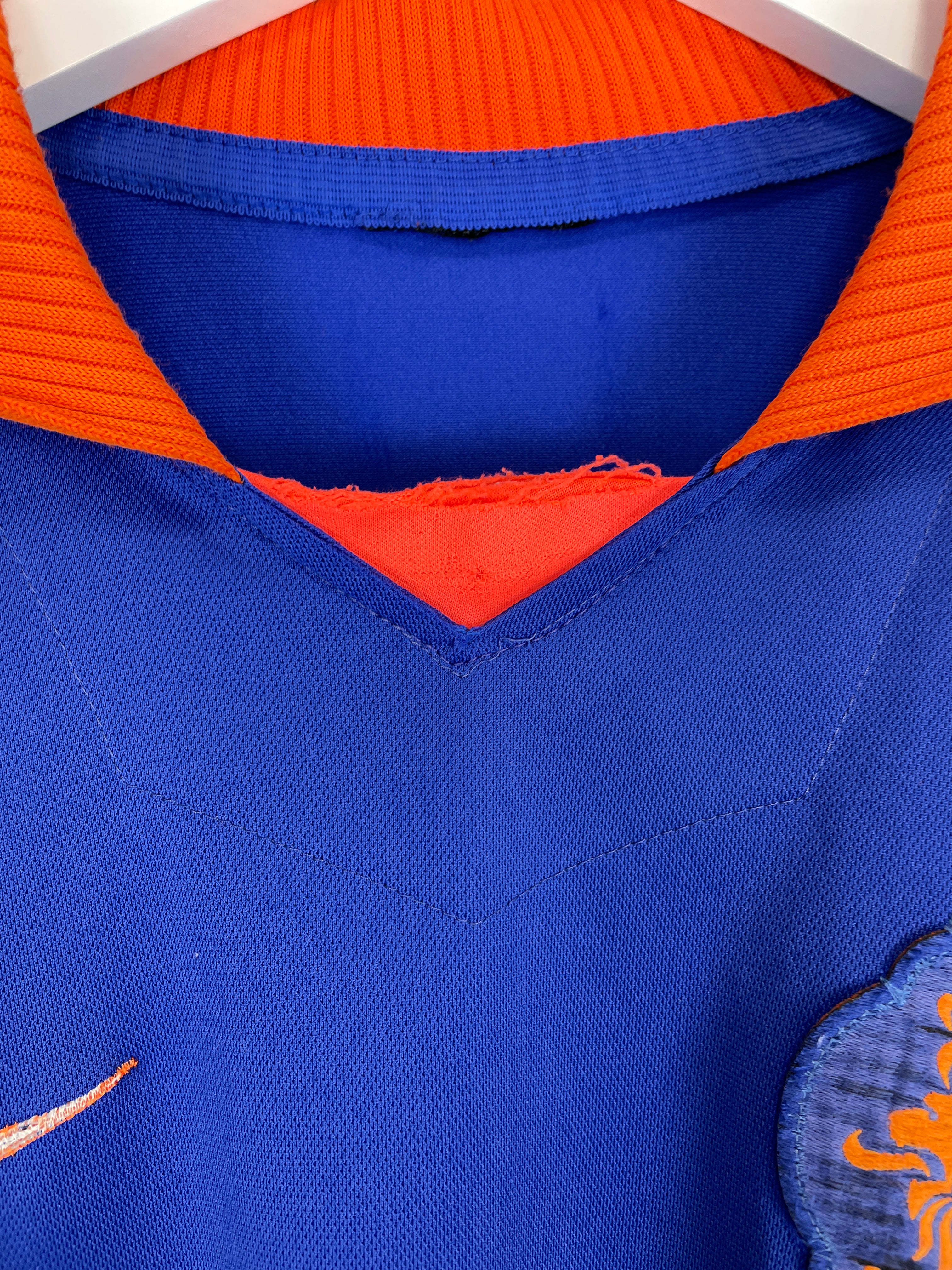 Shop 1997/98 NETHERLANDS AWAY SHIRT (M) NIKE, classic football shirts, vintage football shirts & retro soccer jerseys at Cult Kits