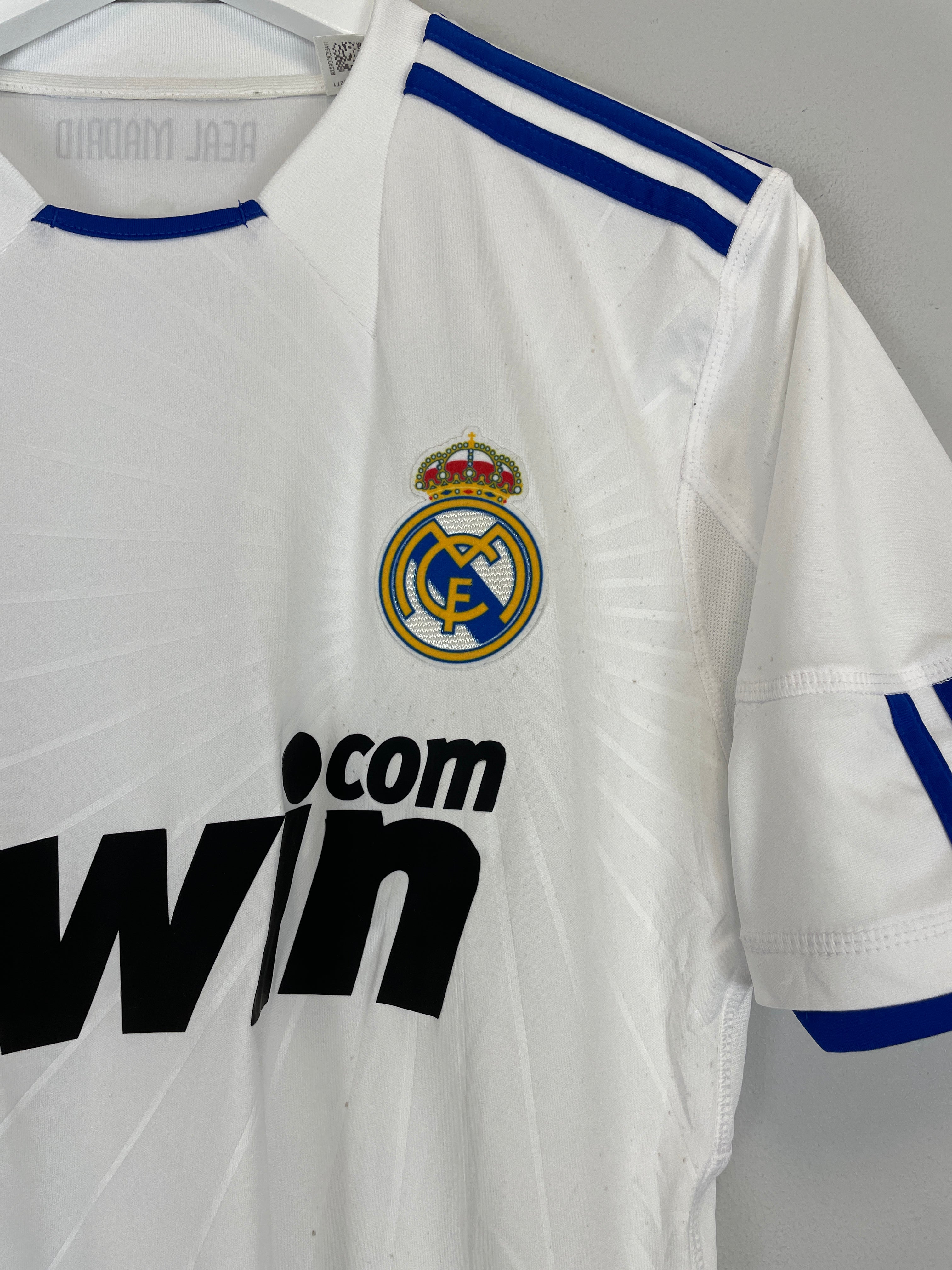 Shop 2010/11 REAL MADRID RONALDO #7 HOME SHIRT (M) ADIDAS, classic football shirts, vintage football shirts & retro soccer jerseys at Cult Kits