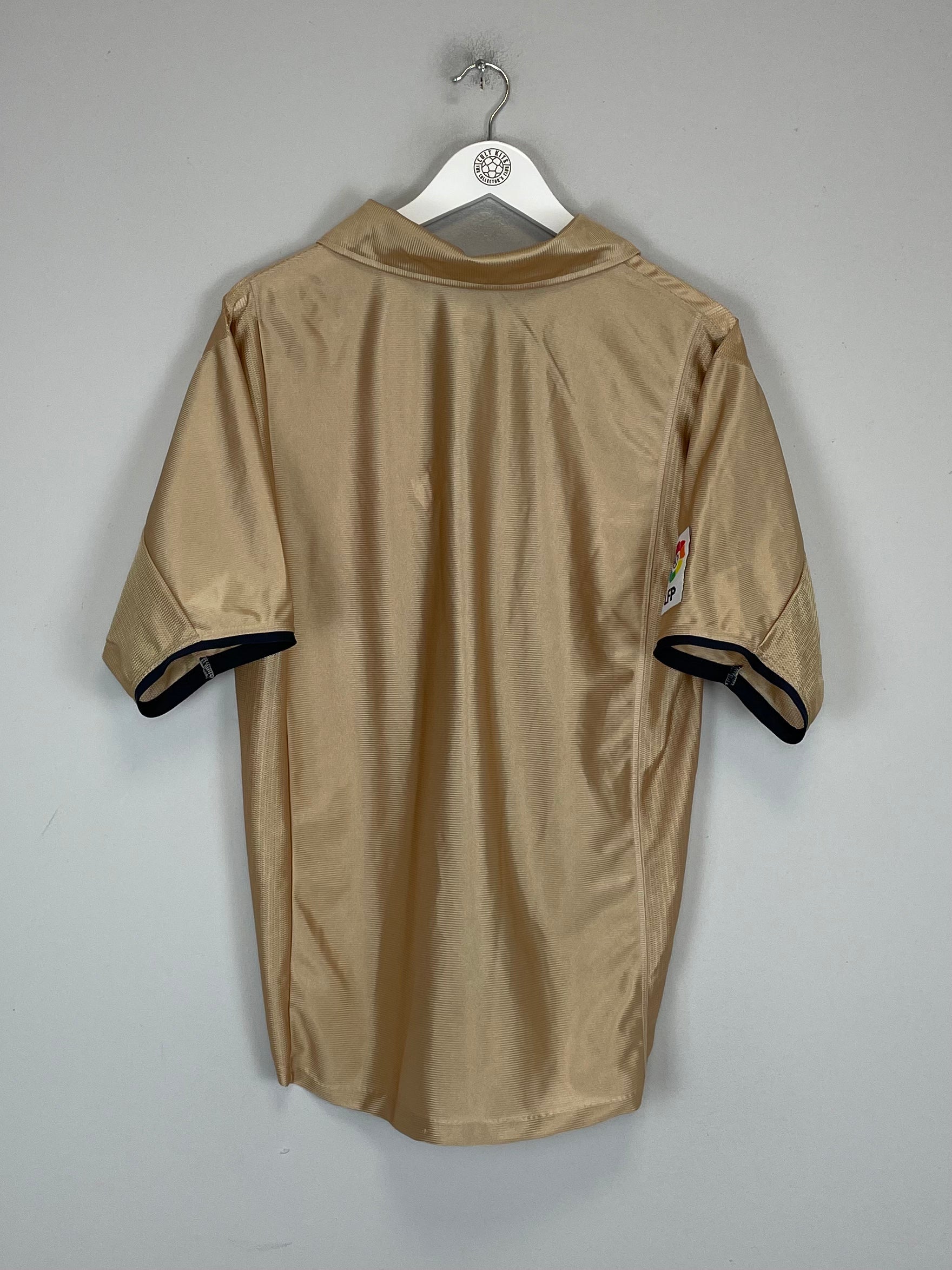 Shop 2001/03 BARCELONA AWAY SHIRT (M) NIKE, classic football shirts, vintage football shirts & retro soccer jerseys at Cult Kits