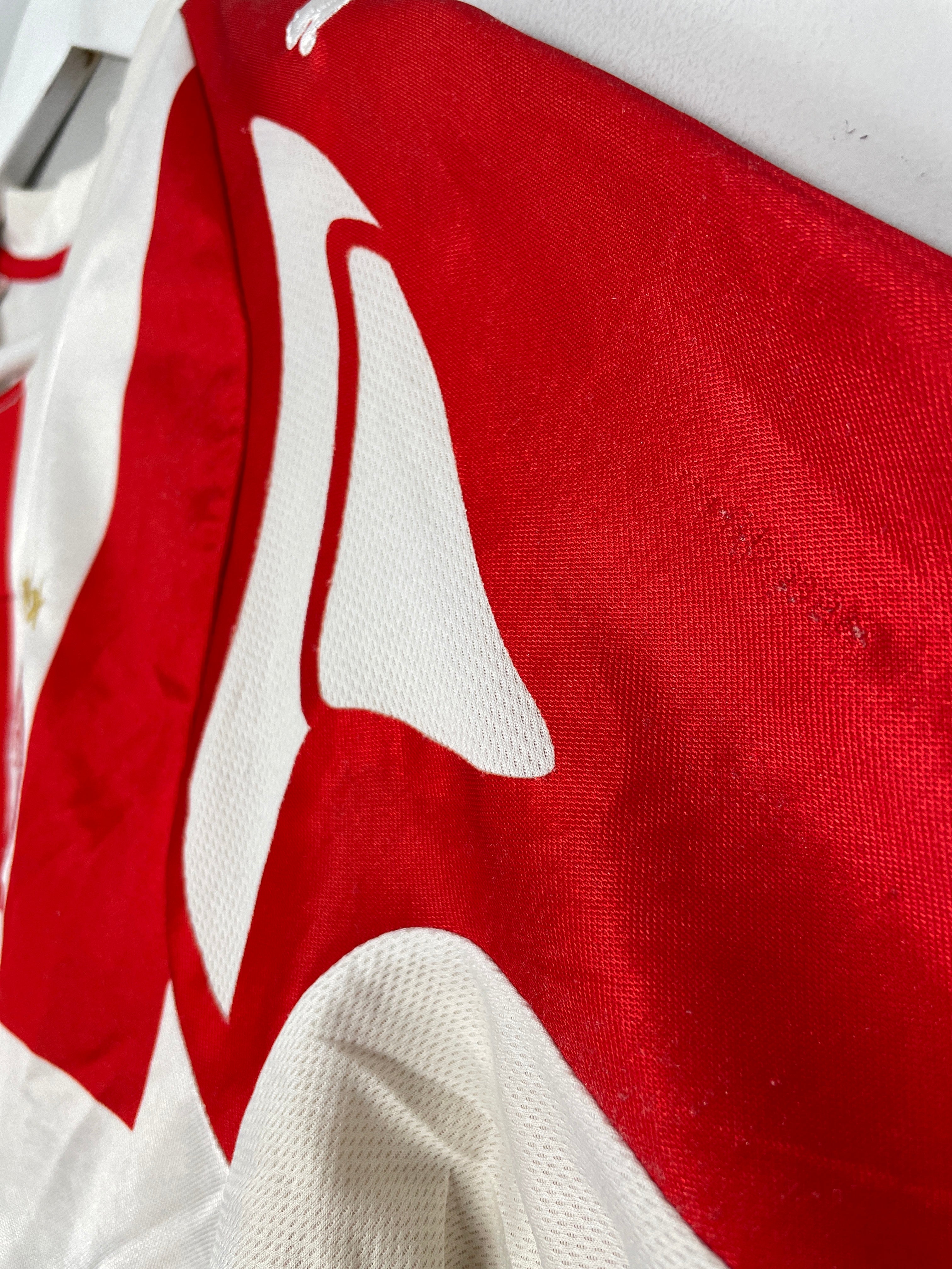 Shop 2007/08 OLYMPIAKOS HOME SHIRT (S) PUMA, classic football shirts, vintage football shirts & retro soccer jerseys at Cult Kits