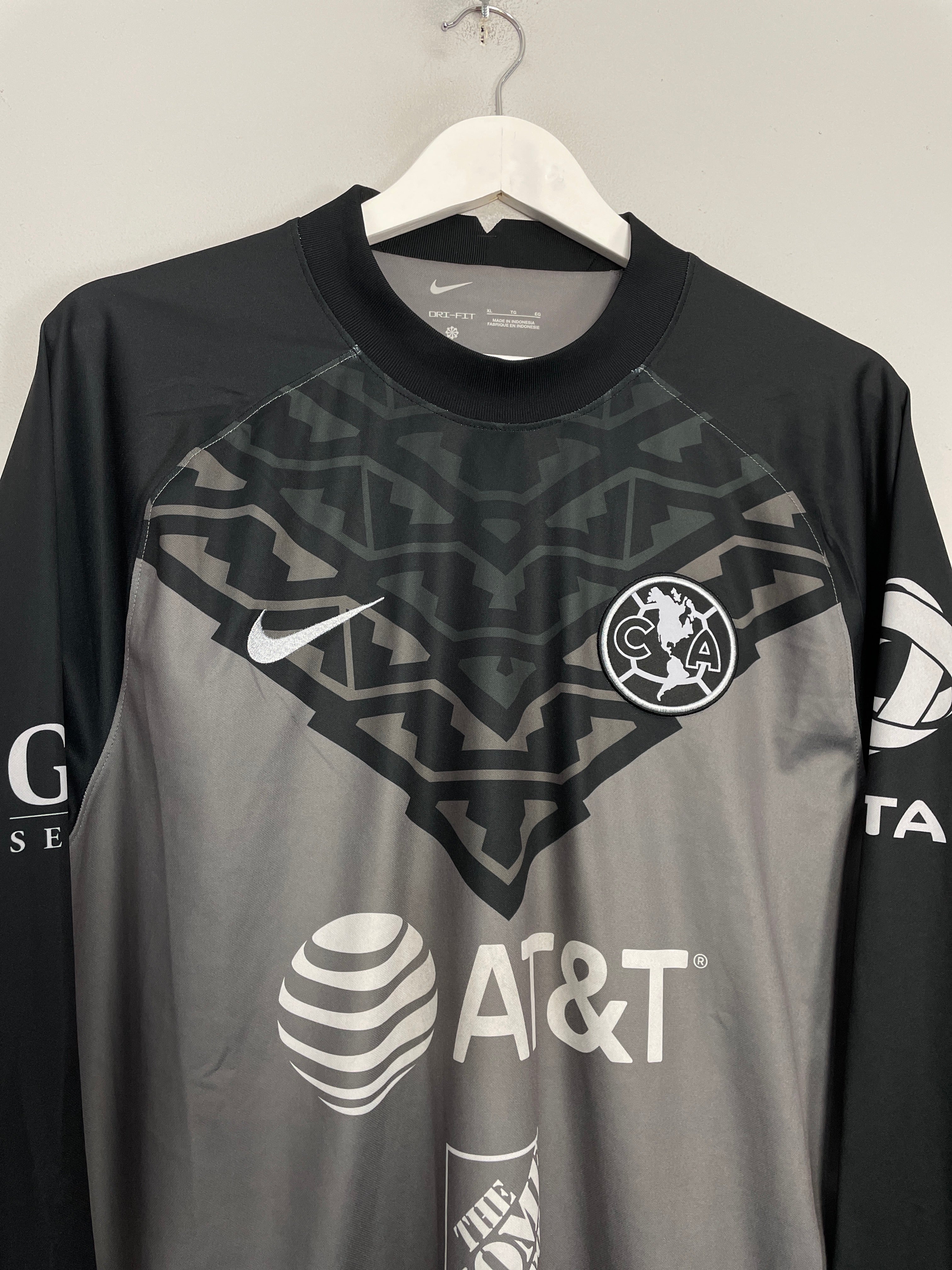 Shop 2021/22 CLUB AMERICA GK SHIRT (XL) NIKE, classic football shirts, vintage football shirts & retro soccer jerseys at Cult Kits