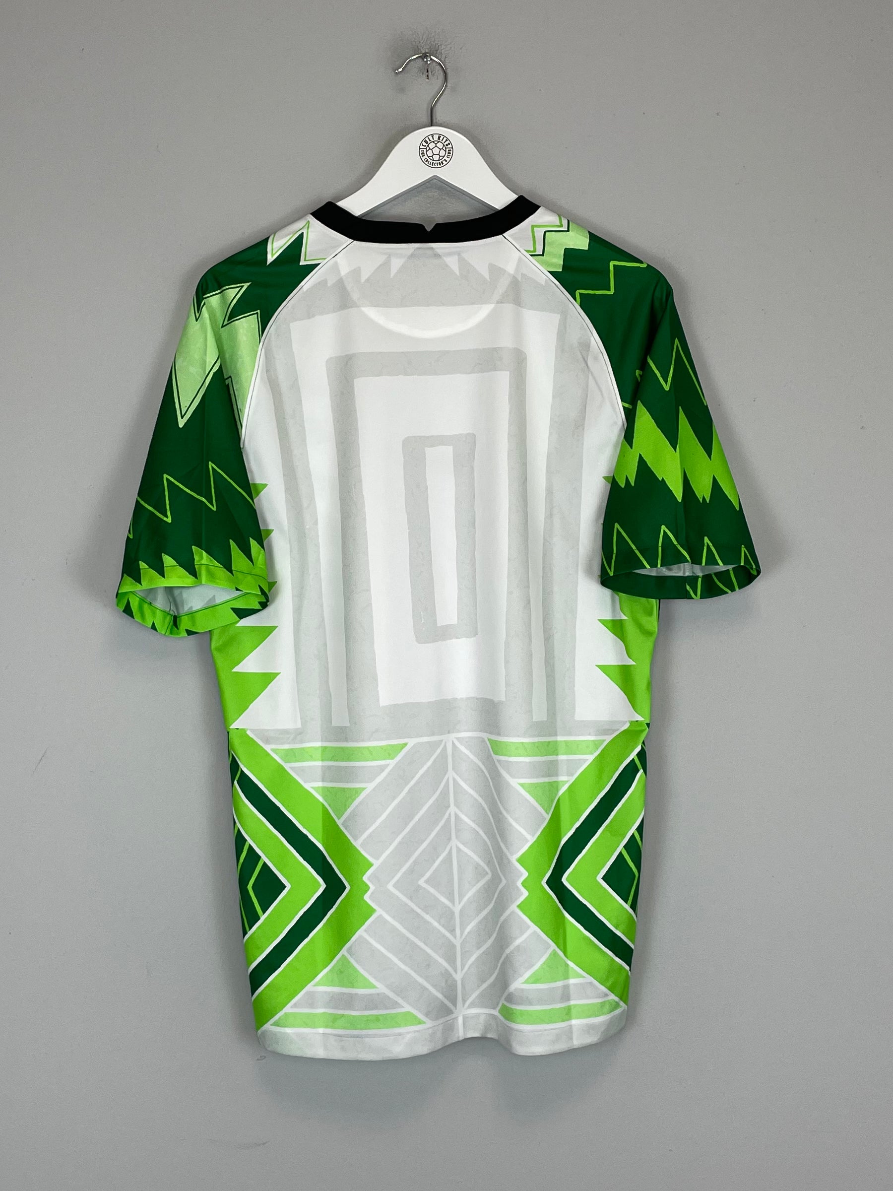 Shop 2020/21 NIGERIA HOME SHIRT (L) NIKE, classic football shirts, vintage football shirts & retro soccer jerseys at Cult Kits