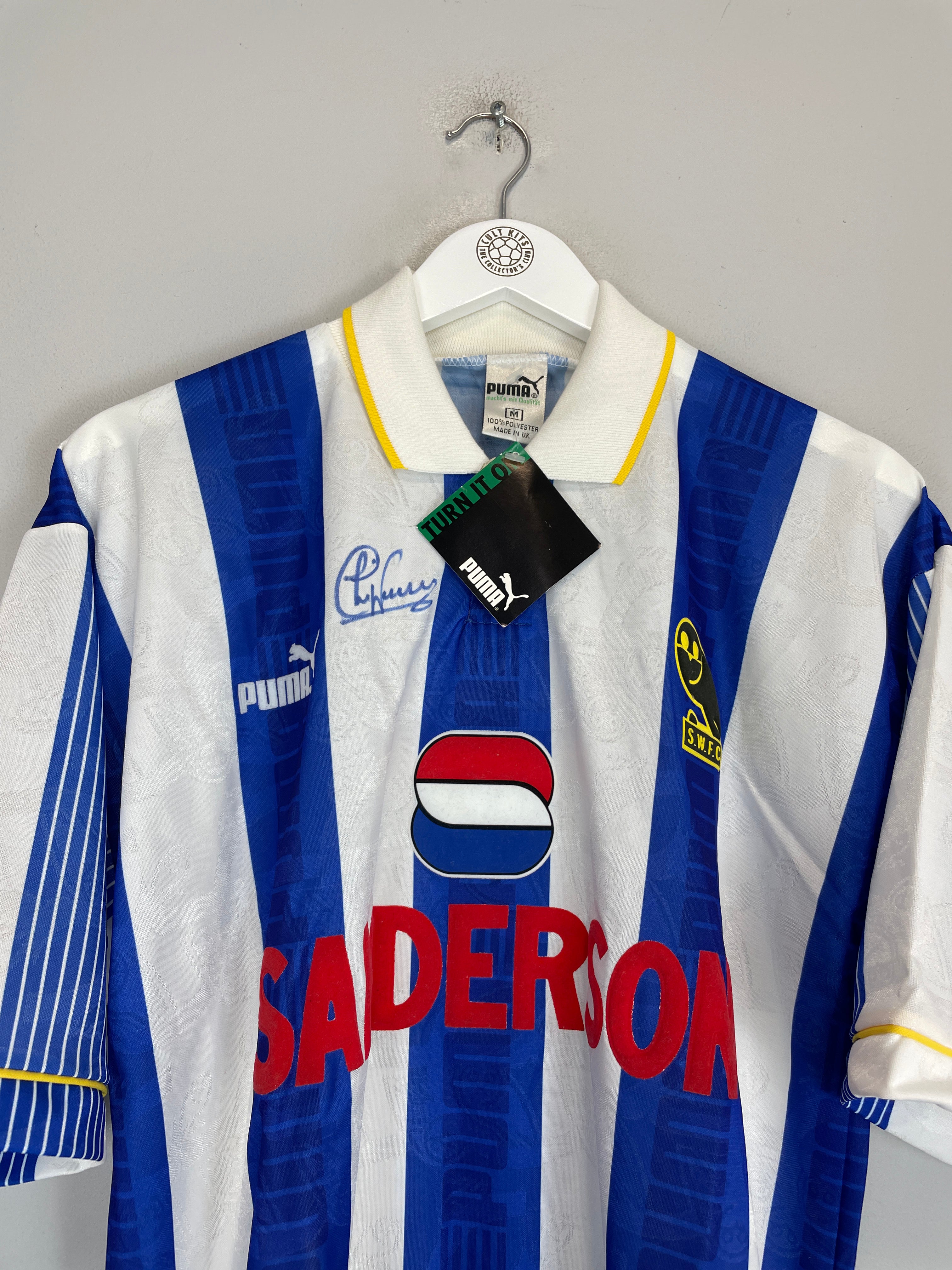 Shop 1993/95 SHEFFIELD WEDNESDAY *SIGNED* BNWT HOME SHIRT (M) PUMA, classic football shirts, vintage football shirts & retro soccer jerseys at Cult Kits