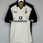 Shop 2001/02 MANCHESTER UNITED BECKHAM #7 AWAY/THIRD SHIRT (M) UMBRO, classic football shirts, vintage football shirts & retro soccer jerseys at Cult Kits